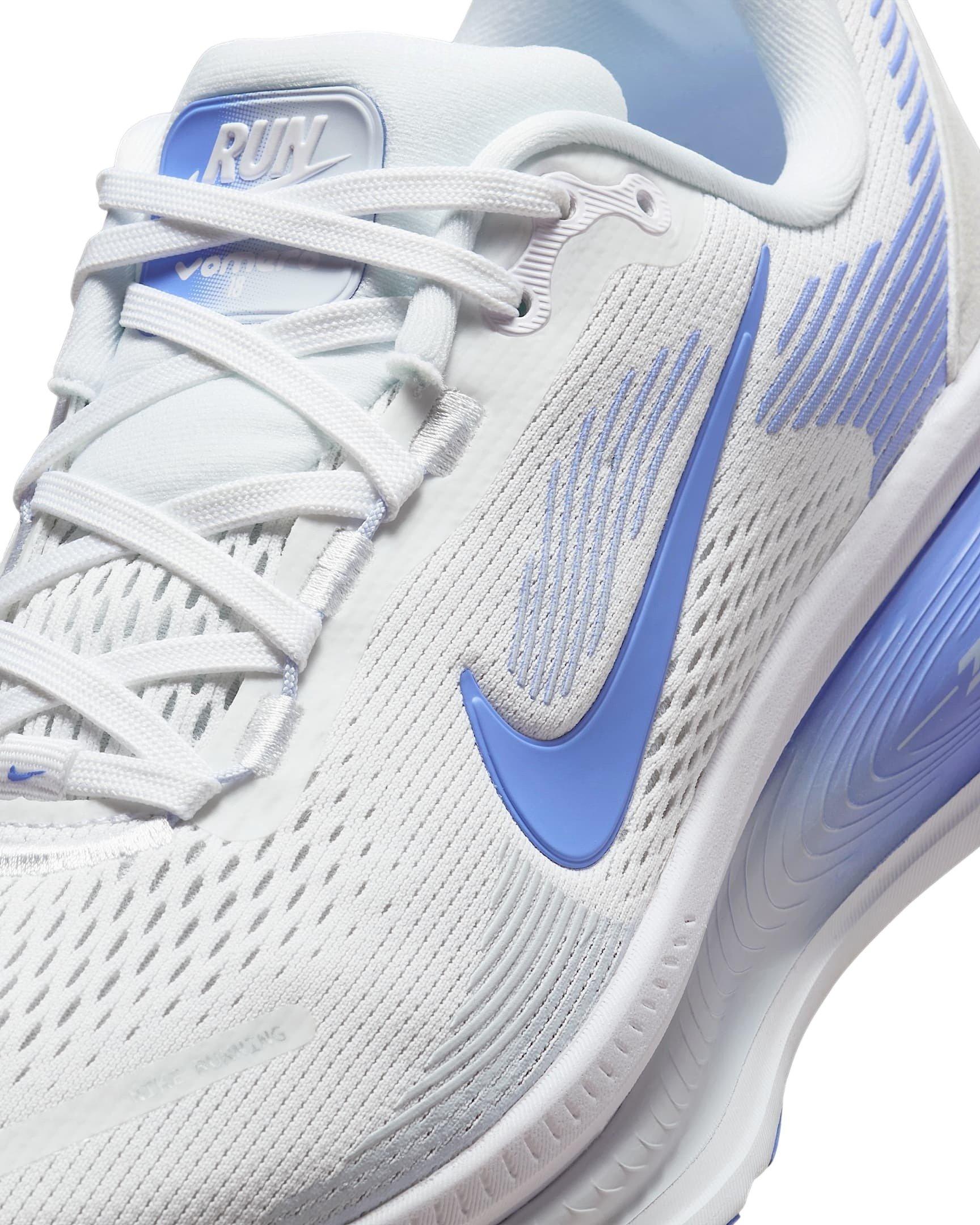 Nike Vomero 18 "White/Football Grey/Royal Pulse" Women's Running Shoe - WHITE/GREY/ROYAL Thumbnail View 7