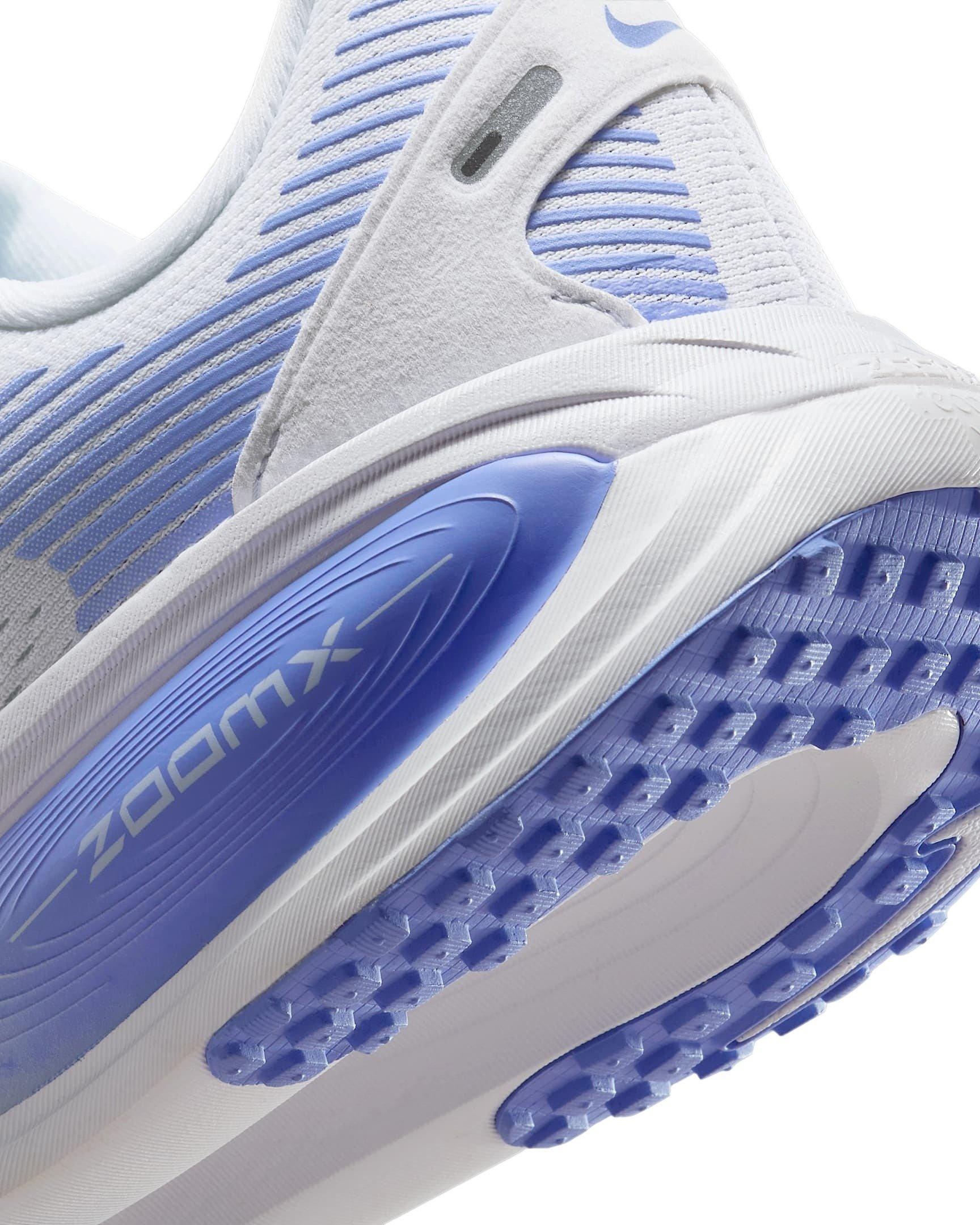 Nike Vomero 18 "White/Football Grey/Royal Pulse" Women's Running Shoe - WHITE/GREY/ROYAL Thumbnail View 8