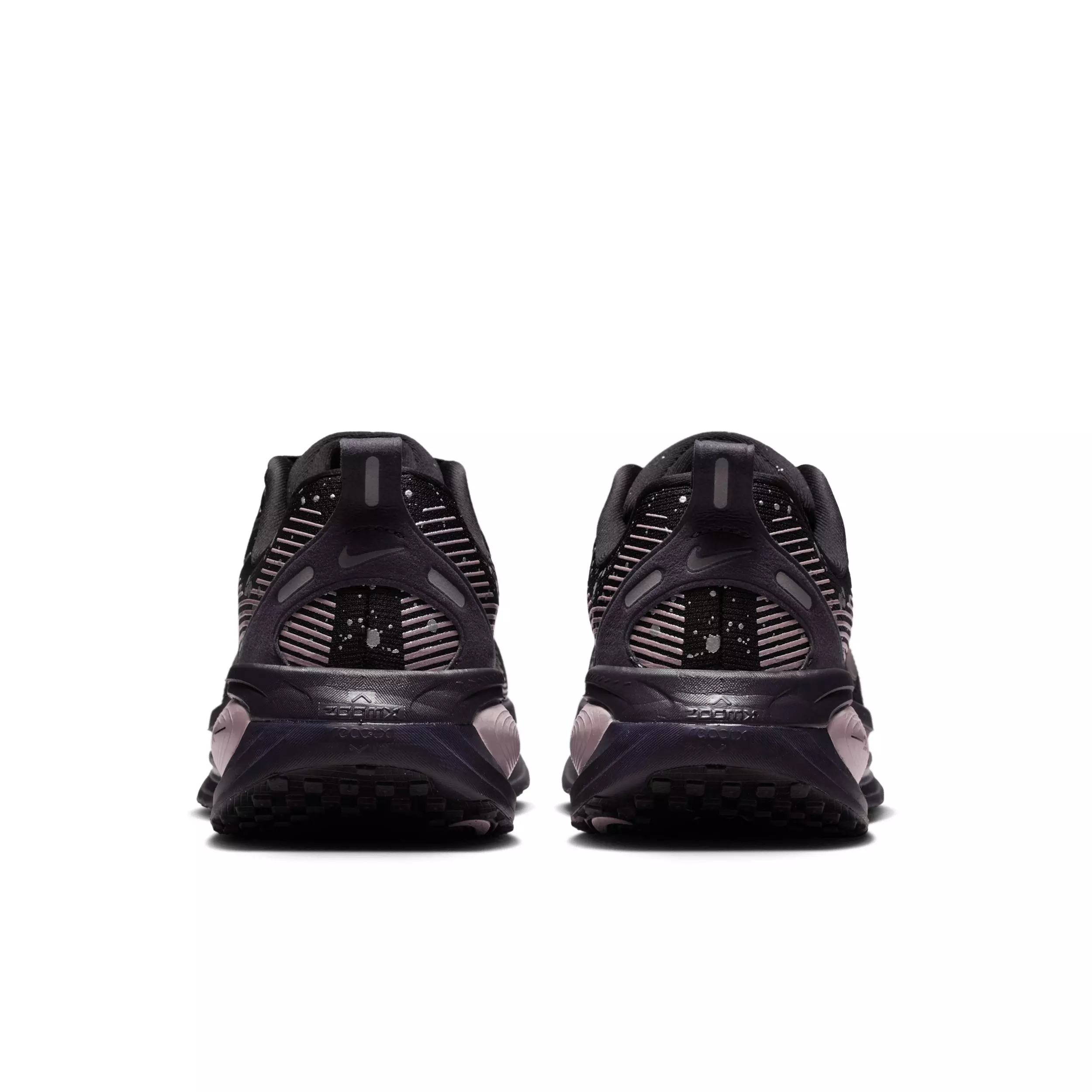 Nike Vomero 18 SE "Black/Cave Purple/Ashen Slate/Metallic Dark Grey" Women's Running Shoe - BLACK/PURPLE/SLATE/DK GREY