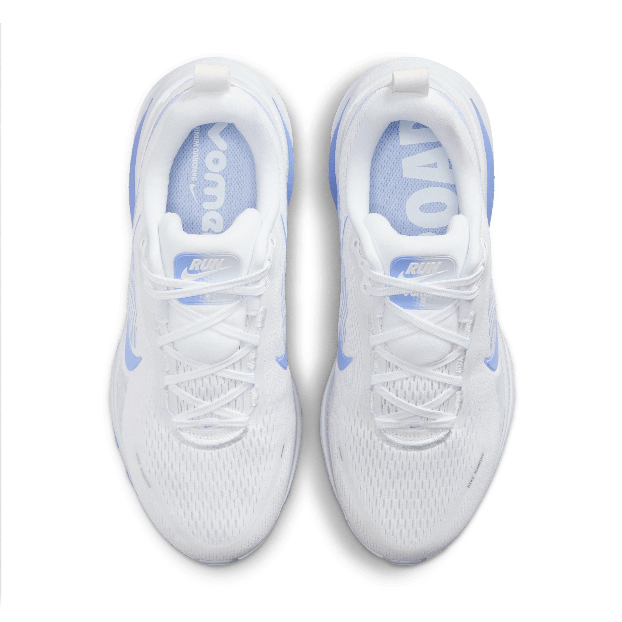 Nike Vomero 18 "White/Football Grey/Royal Pulse" Women's Wide Running Shoe - WHITE/GREY/ROYAL Thumbnail View 4