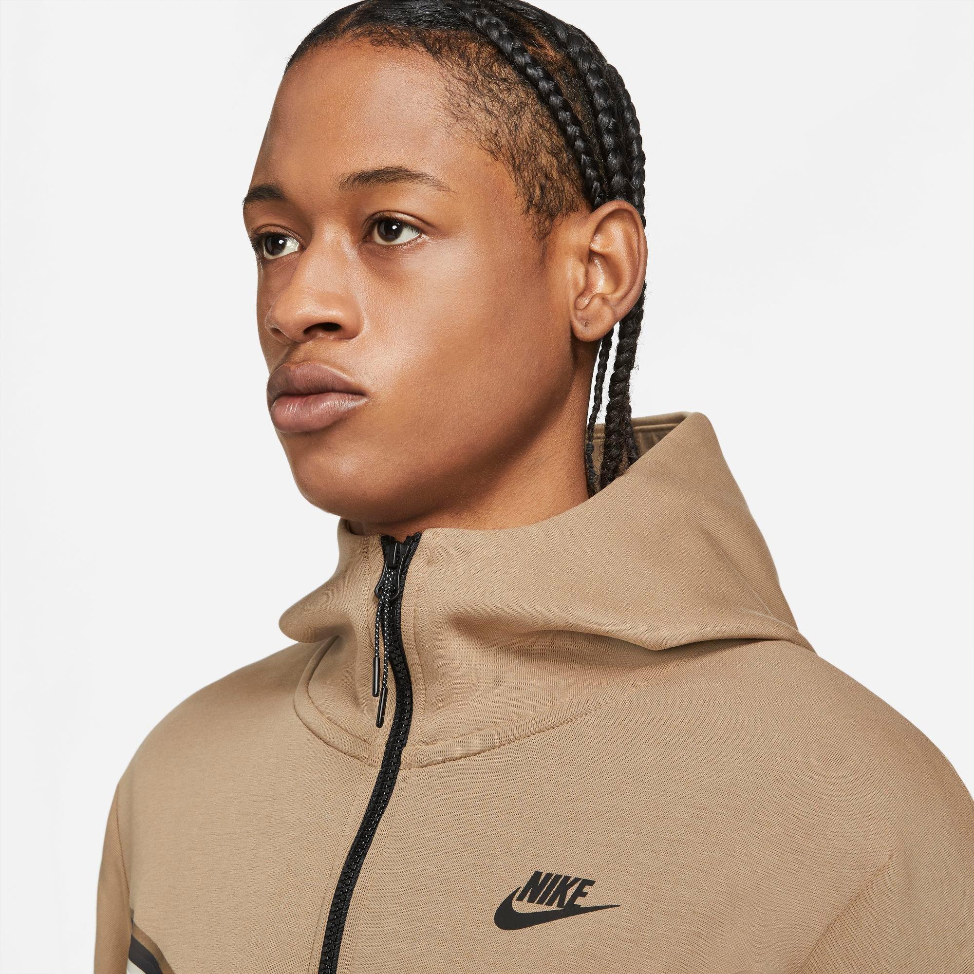 Tan store nike jacket