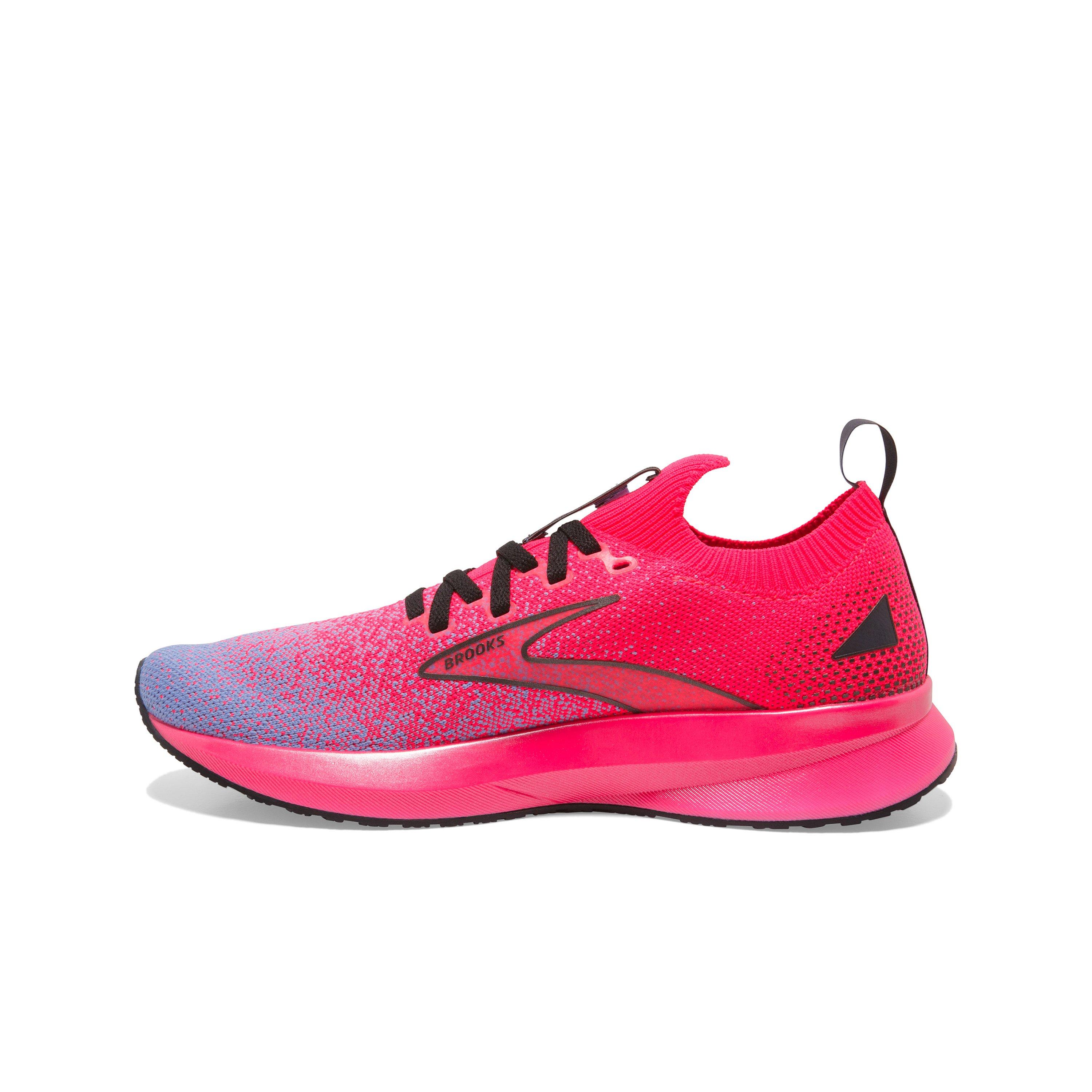brooks levitate pink