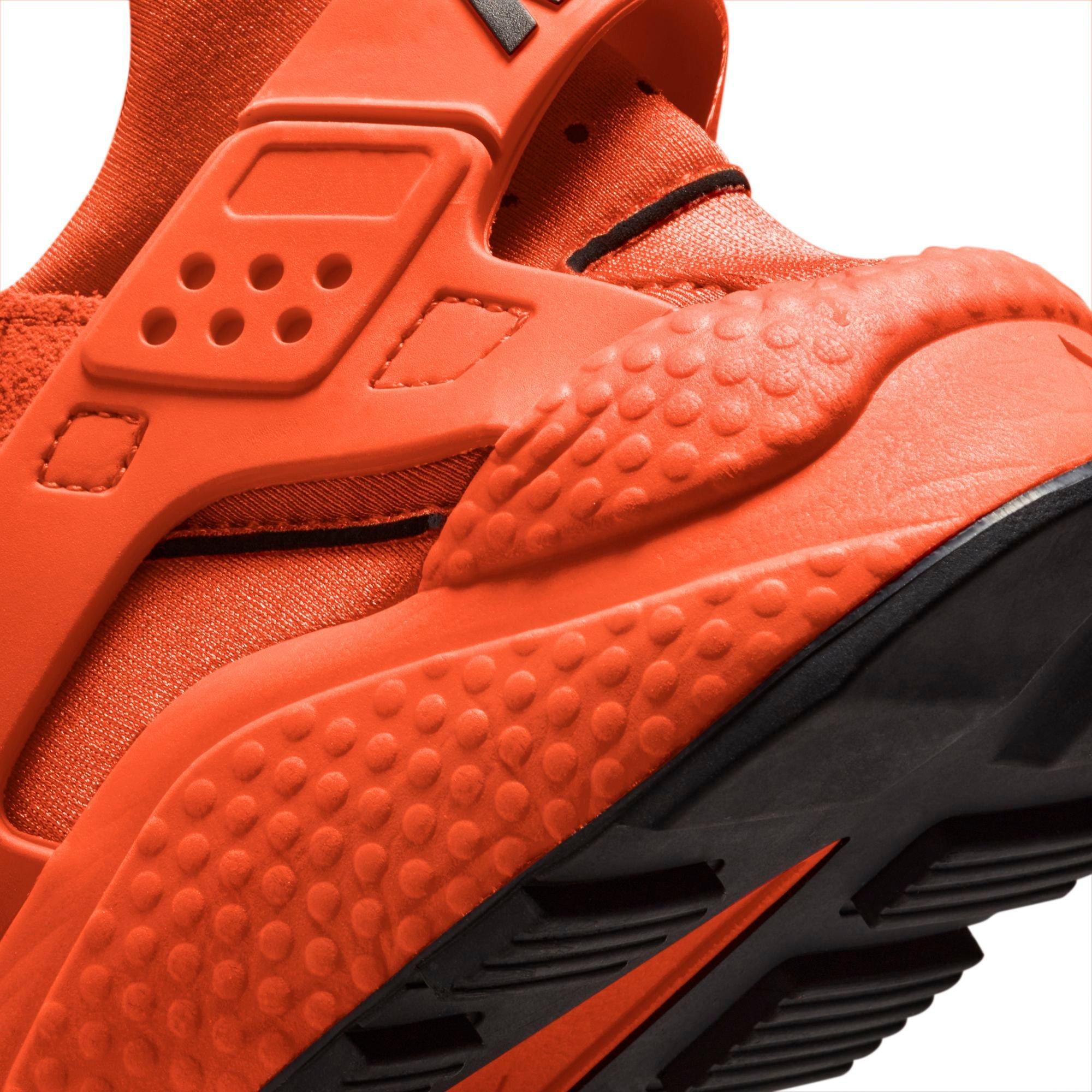 Irónico Abundantemente Correctamente Nike Air Huarache "Rush Orange/Black" Women's Shoe