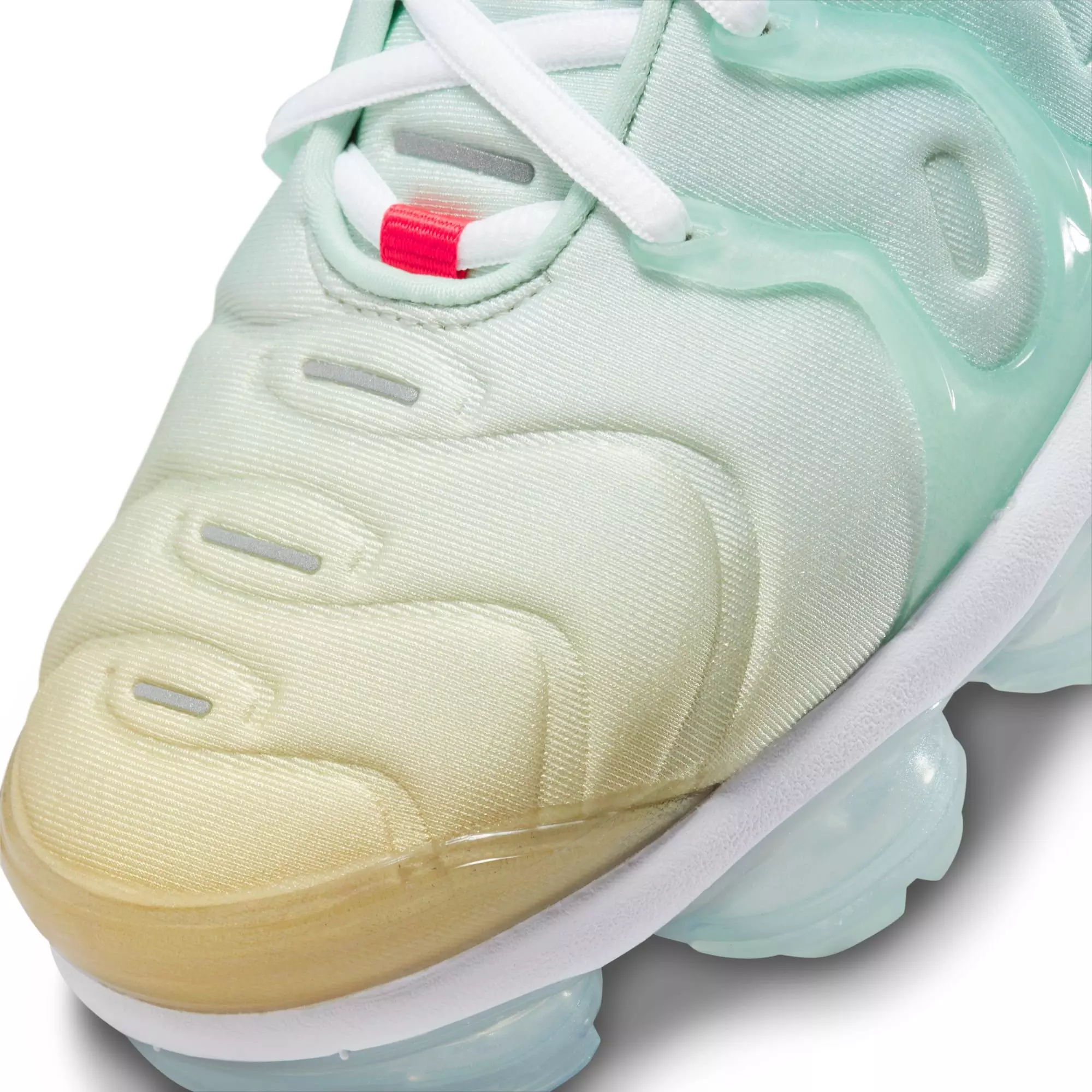 Nike Air VaporMax Plus "Mint Foam/Metallic Silver/White" Women's Shoe - TEAL