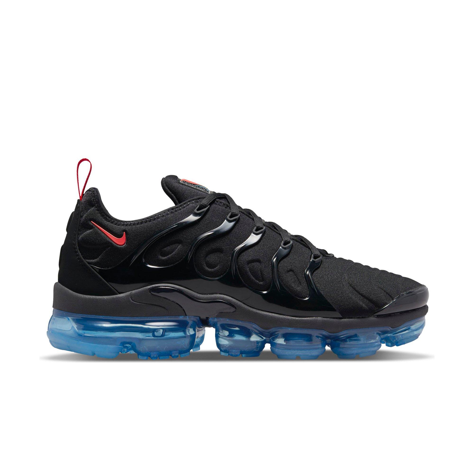 Vapormax plus deals hibbett sports