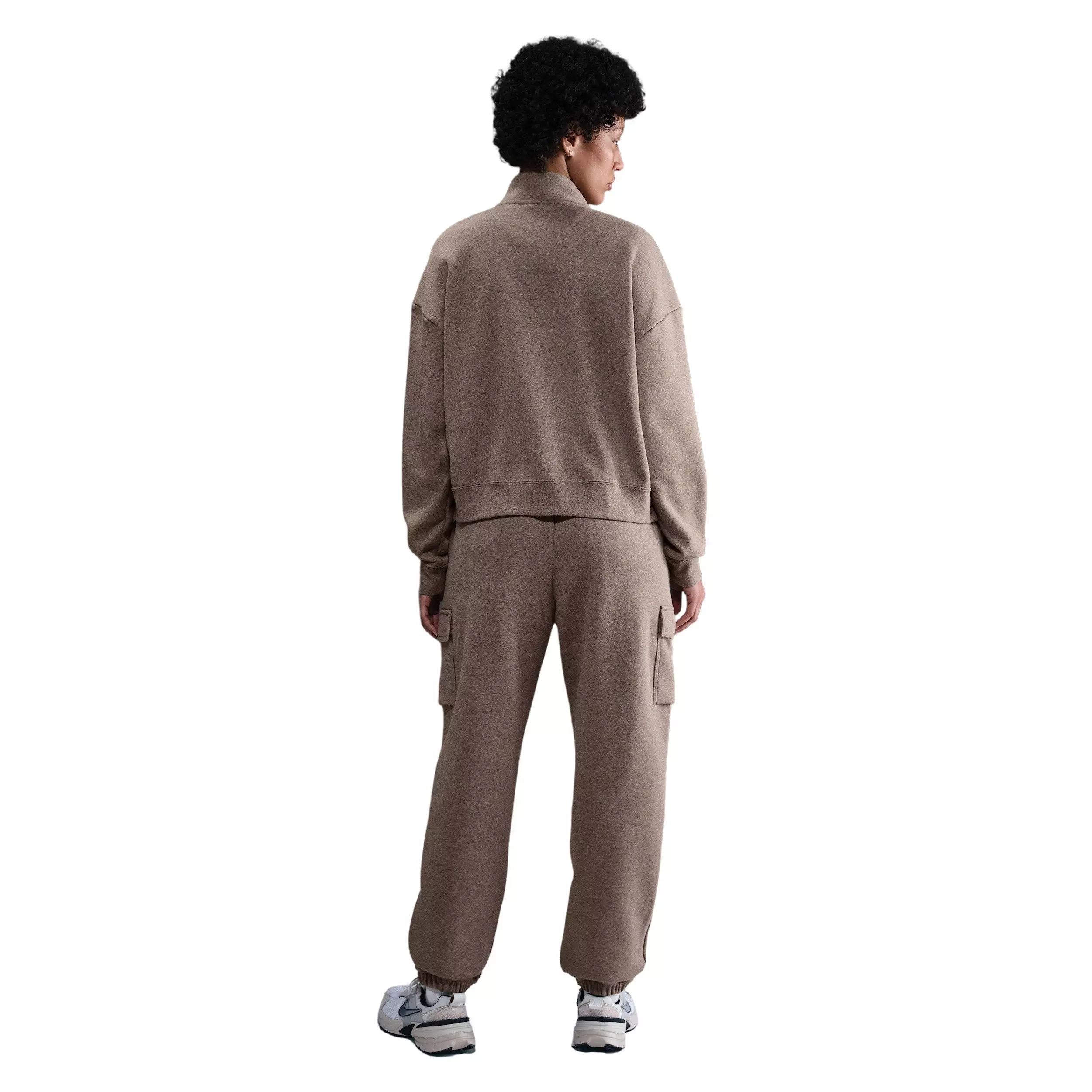 Nike Women's Sportswear Club Fleece Mid-Rise Oversized Cargo Sweatpants - Brown - BROWN