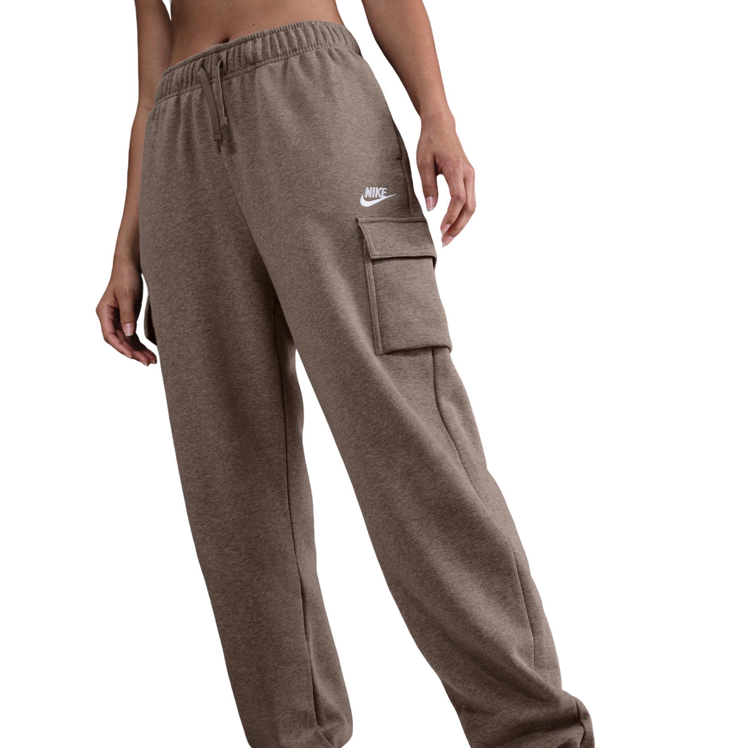 Nike Women's Sportswear Club Fleece Mid-Rise Oversized Cargo Sweatpants - Brown - BROWN Thumbnail View 3