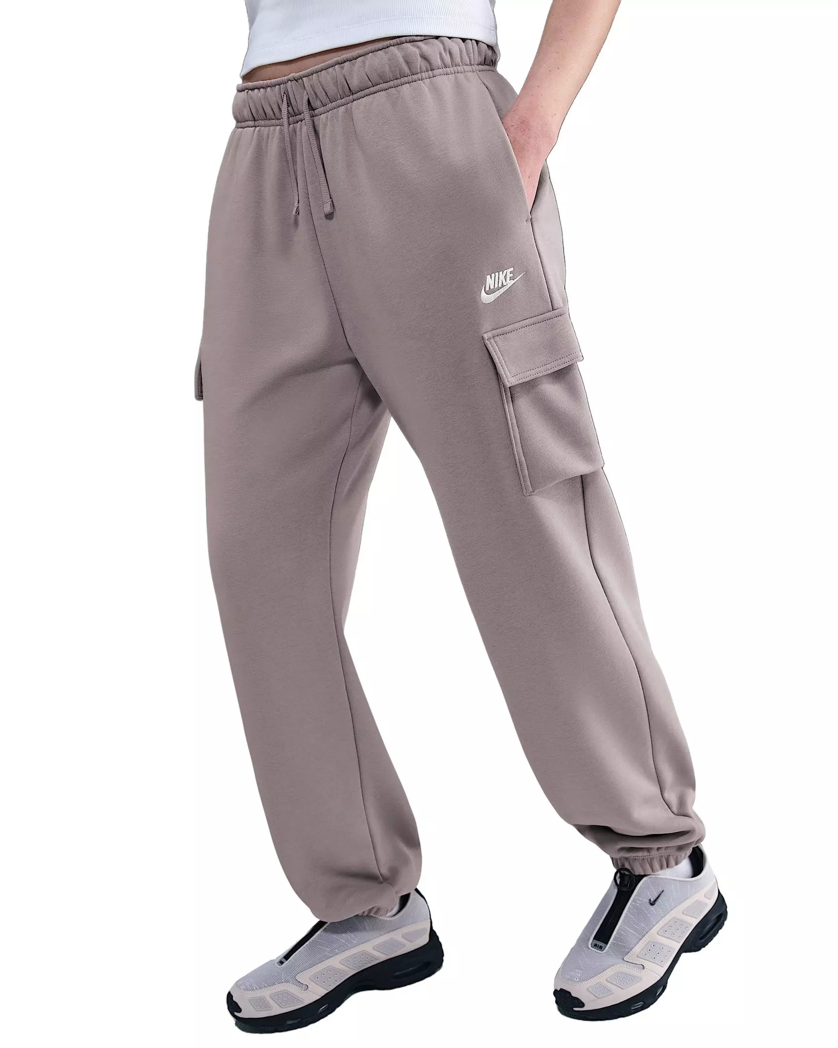 Nike Women's Sportswear Club Fleece Mid-Rise Oversized Cargo Sweatpants - Light Brown - LIGHT BROWN