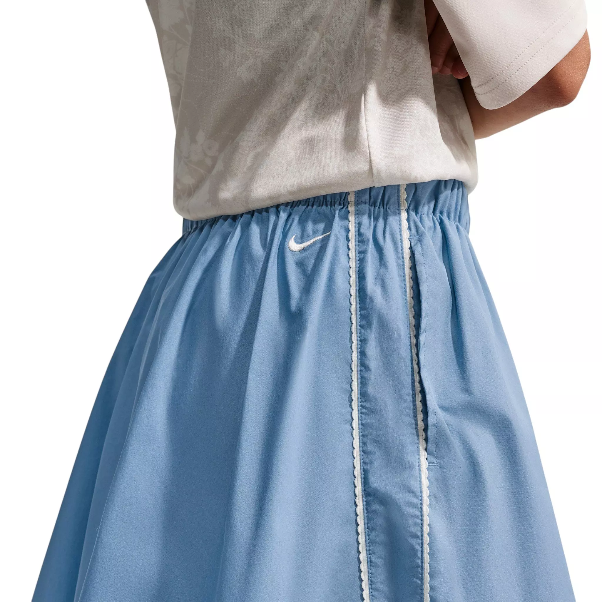 Nike Women's Sportswear Mid-Rise Scalloped-Trim Poplin Skirt - Blue - BLUE