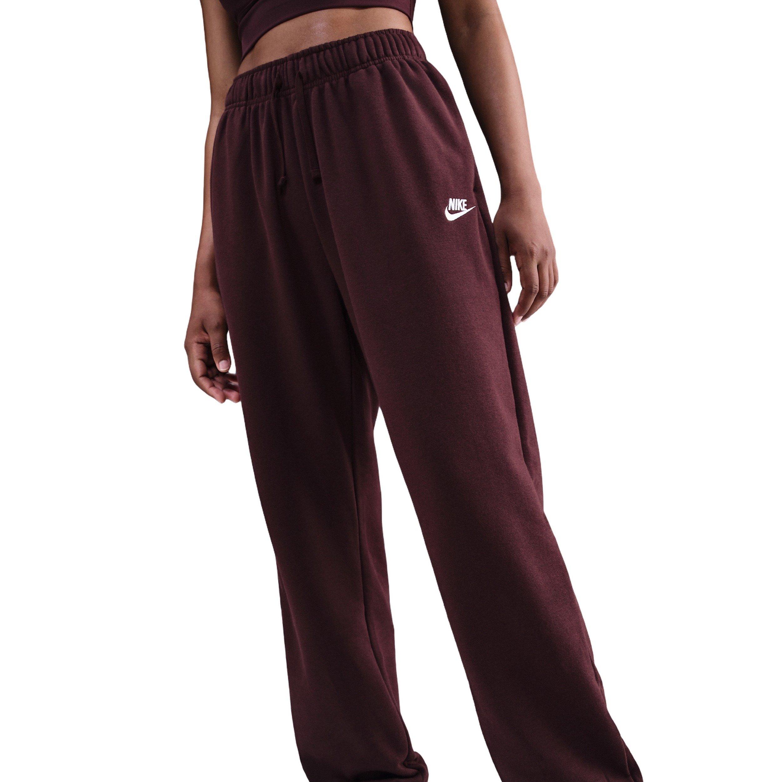 Nike Women's Sportswear Club Fleece Mid-Rise Oversized Sweatpants - Red - RED Thumbnail View 3