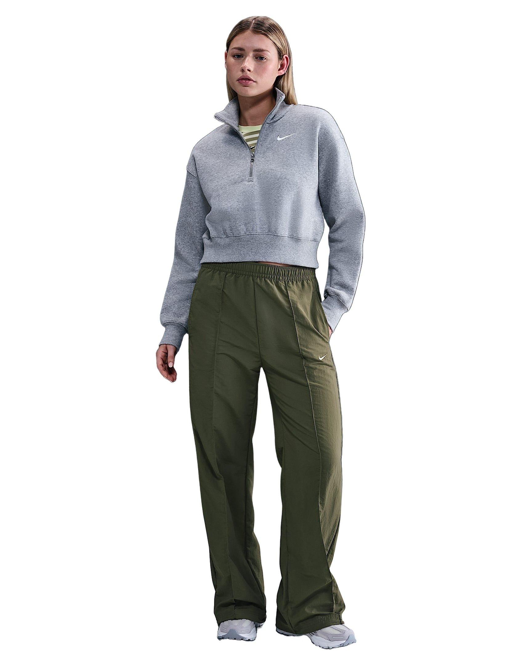 Nike Women's Sportswear Everything Wovens Mid-Rise Open-Hem Pants - Green - GREEN Thumbnail View 1