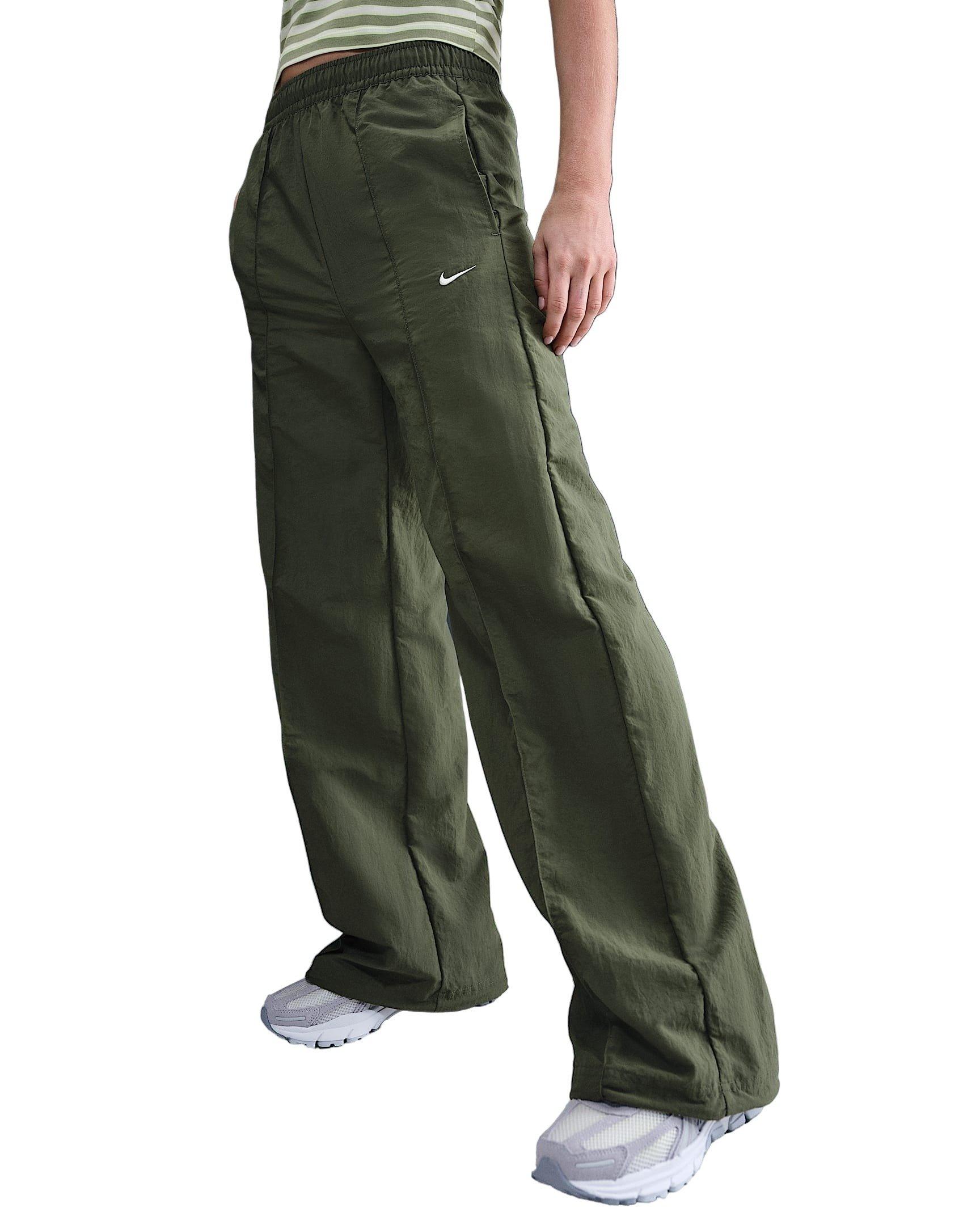Nike Women's Sportswear Everything Wovens Mid-Rise Open-Hem Pants - Green - GREEN Thumbnail View 3
