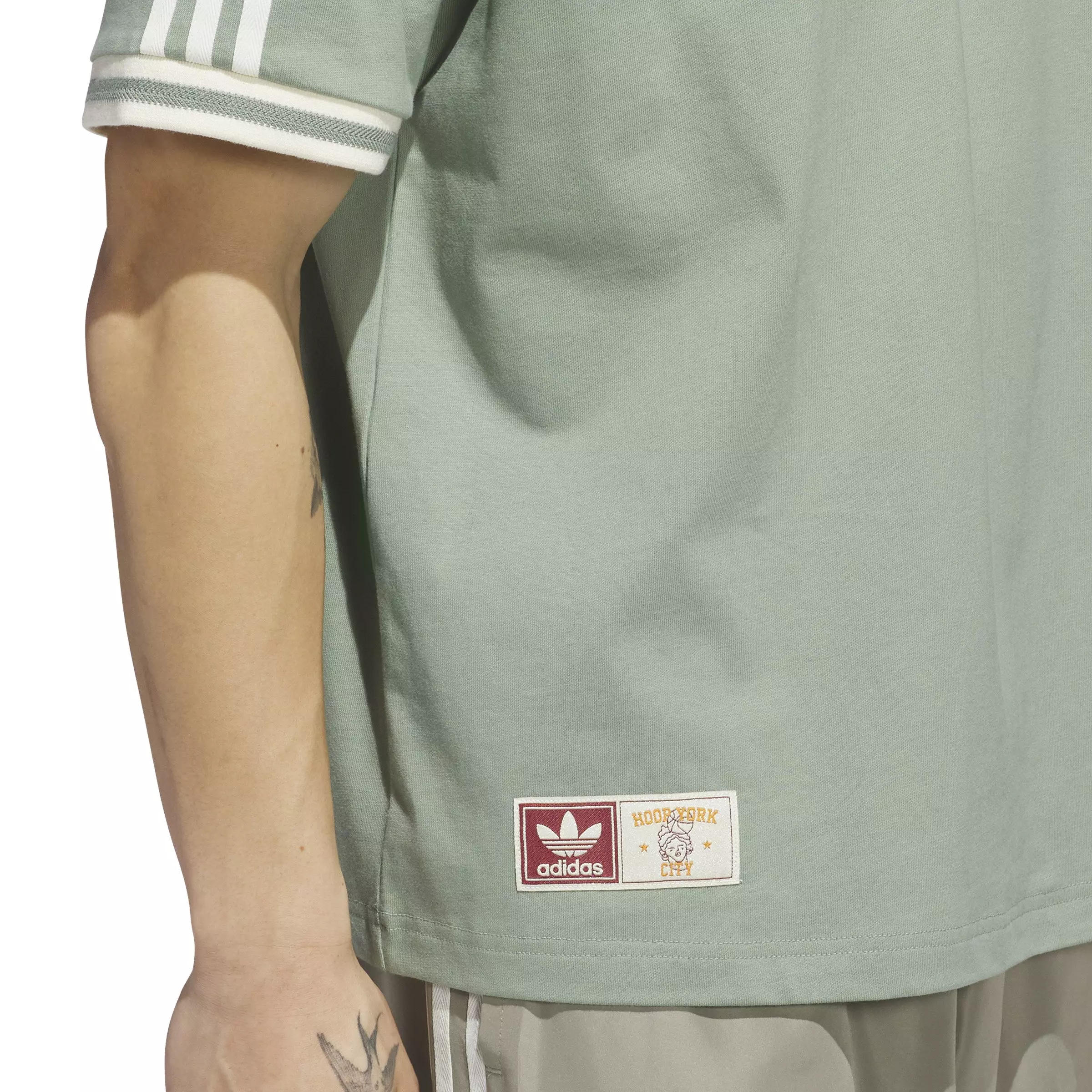 adidas Men's Hoop York City Tee-Green - GREEN