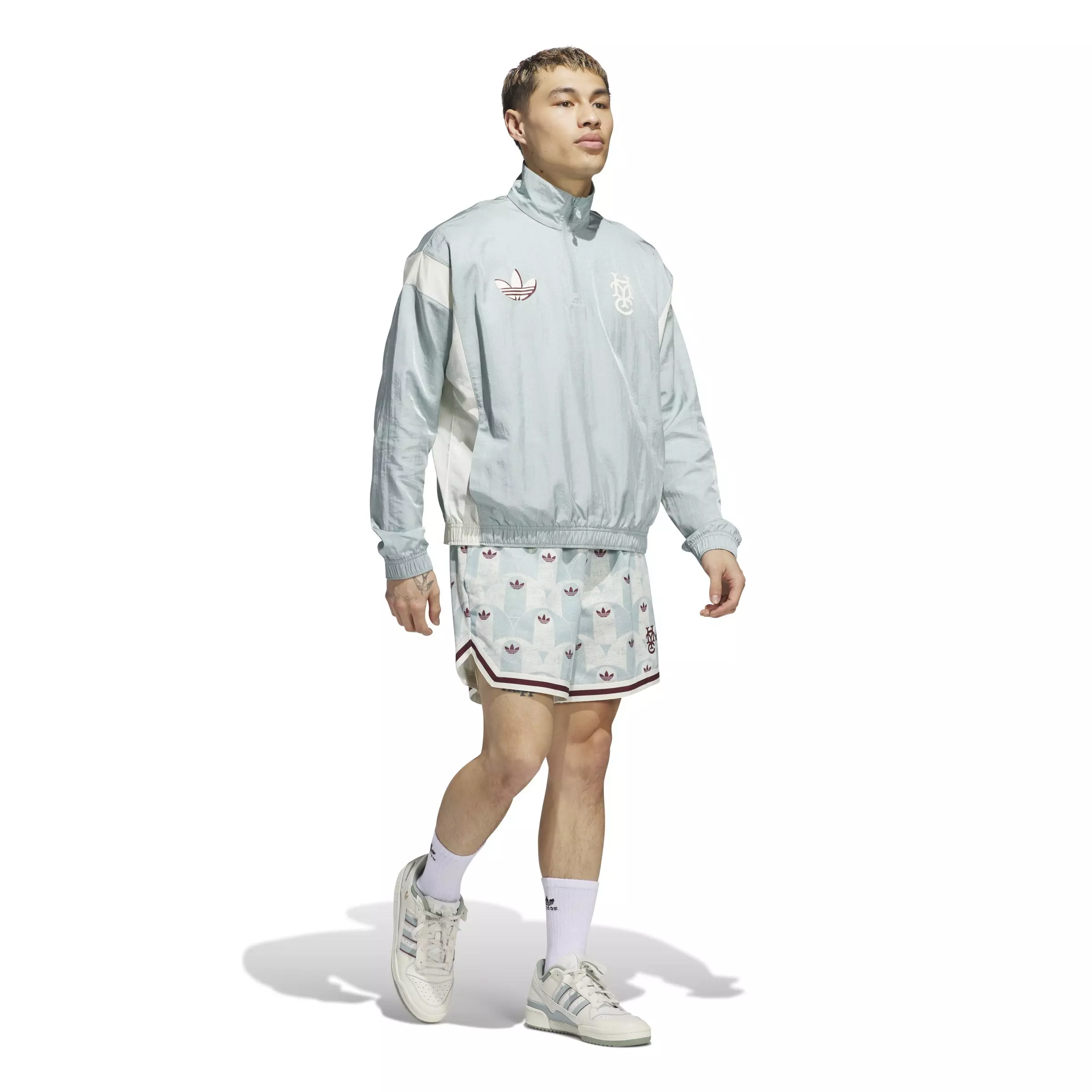 adidas Men's Hoop York City 1/2 Zip Woven Jacket-Green - GREEN