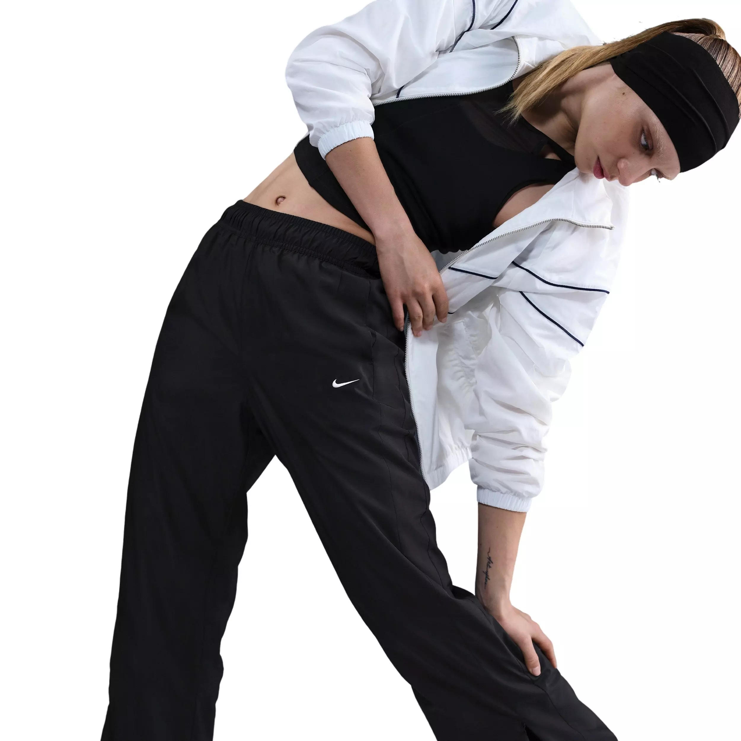 Nike Women's Sportswear Classic Mid-Rise Open-Hem Pants - Black - BLACK