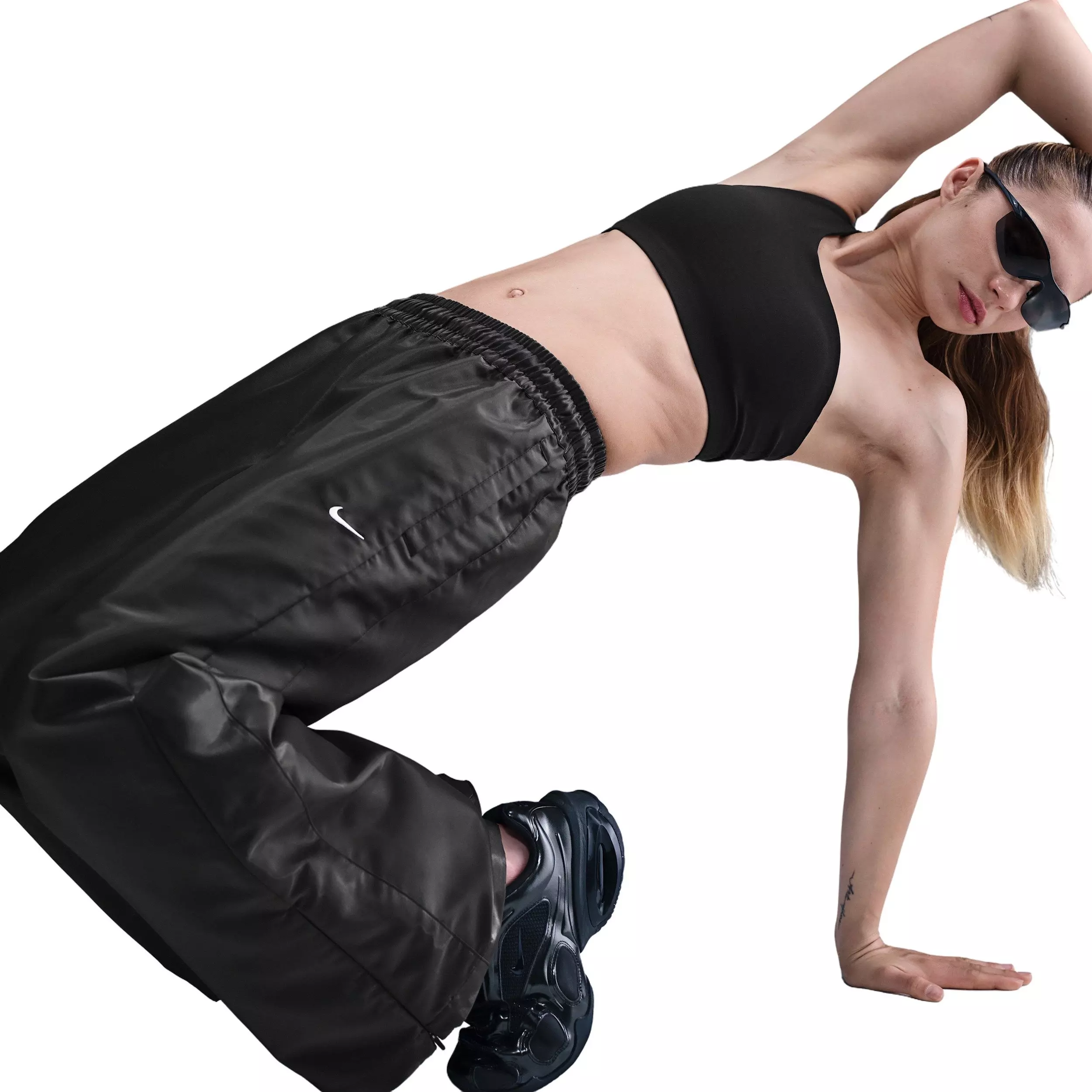 Nike Women's Sportswear Windrunner Shine Pants - Black - BLACK