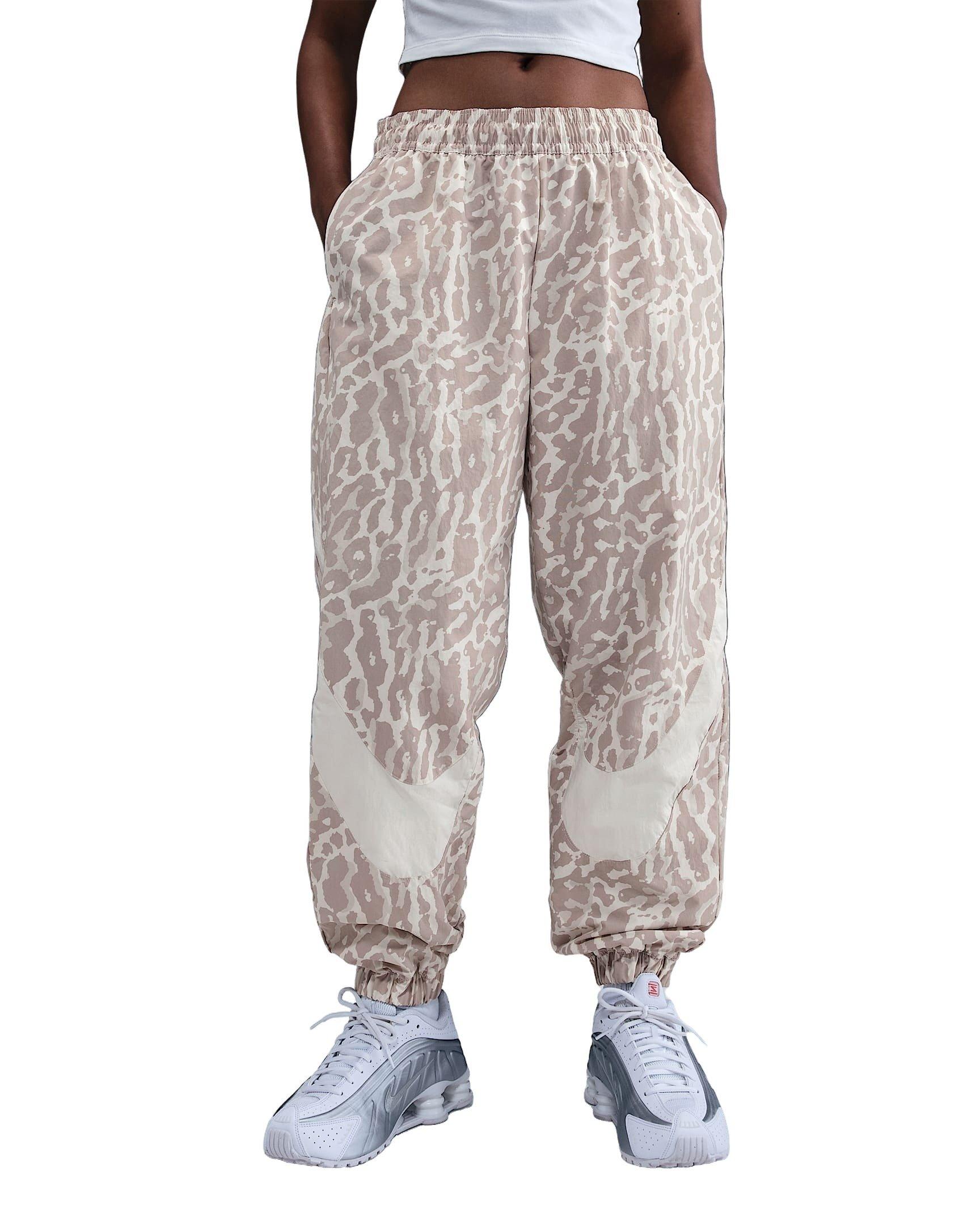 Nike Women's Sportswear Woven Printed Pants - Grey - GREY Thumbnail View 3