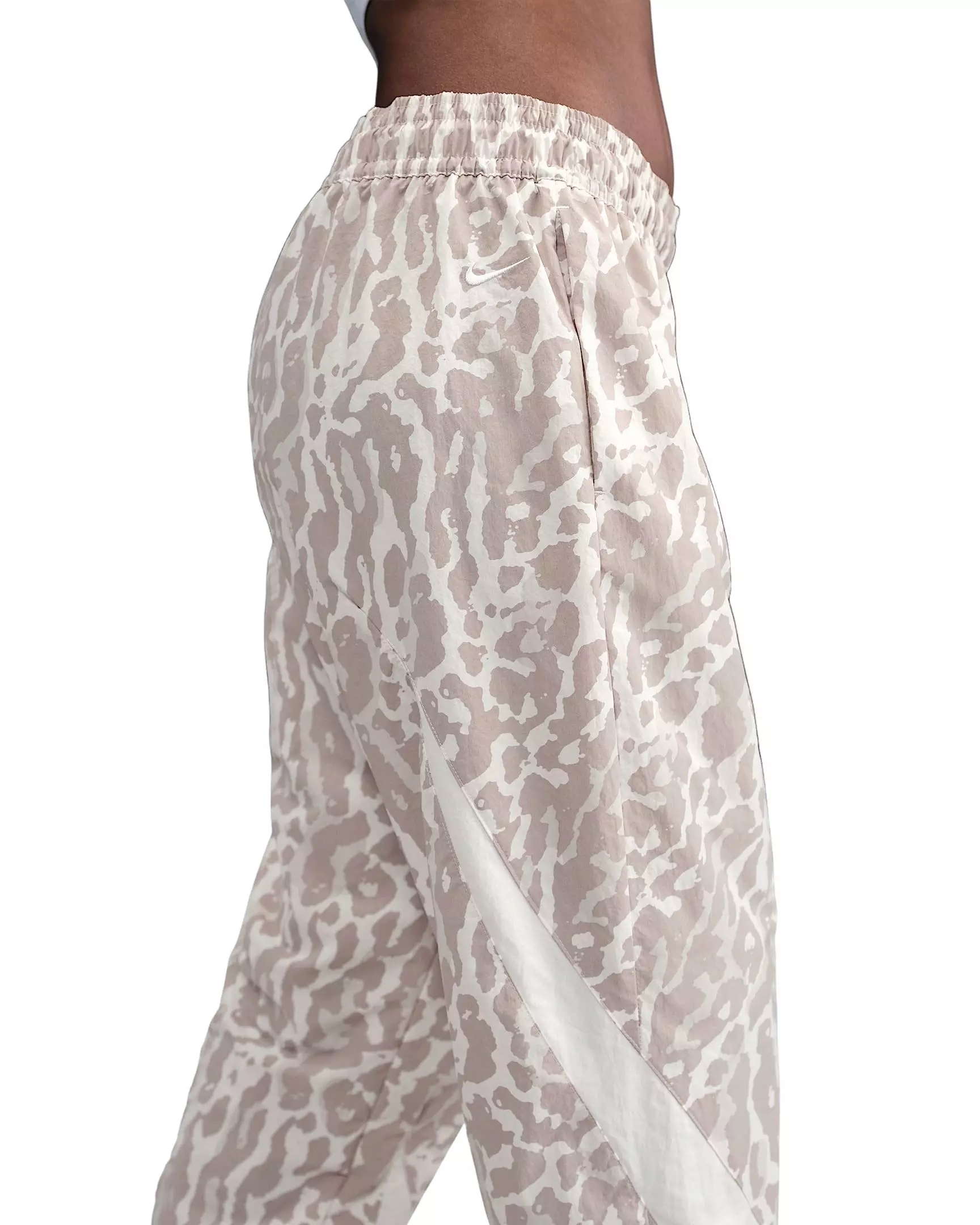 Nike Women's Sportswear Woven Printed Pants - Grey - GREY