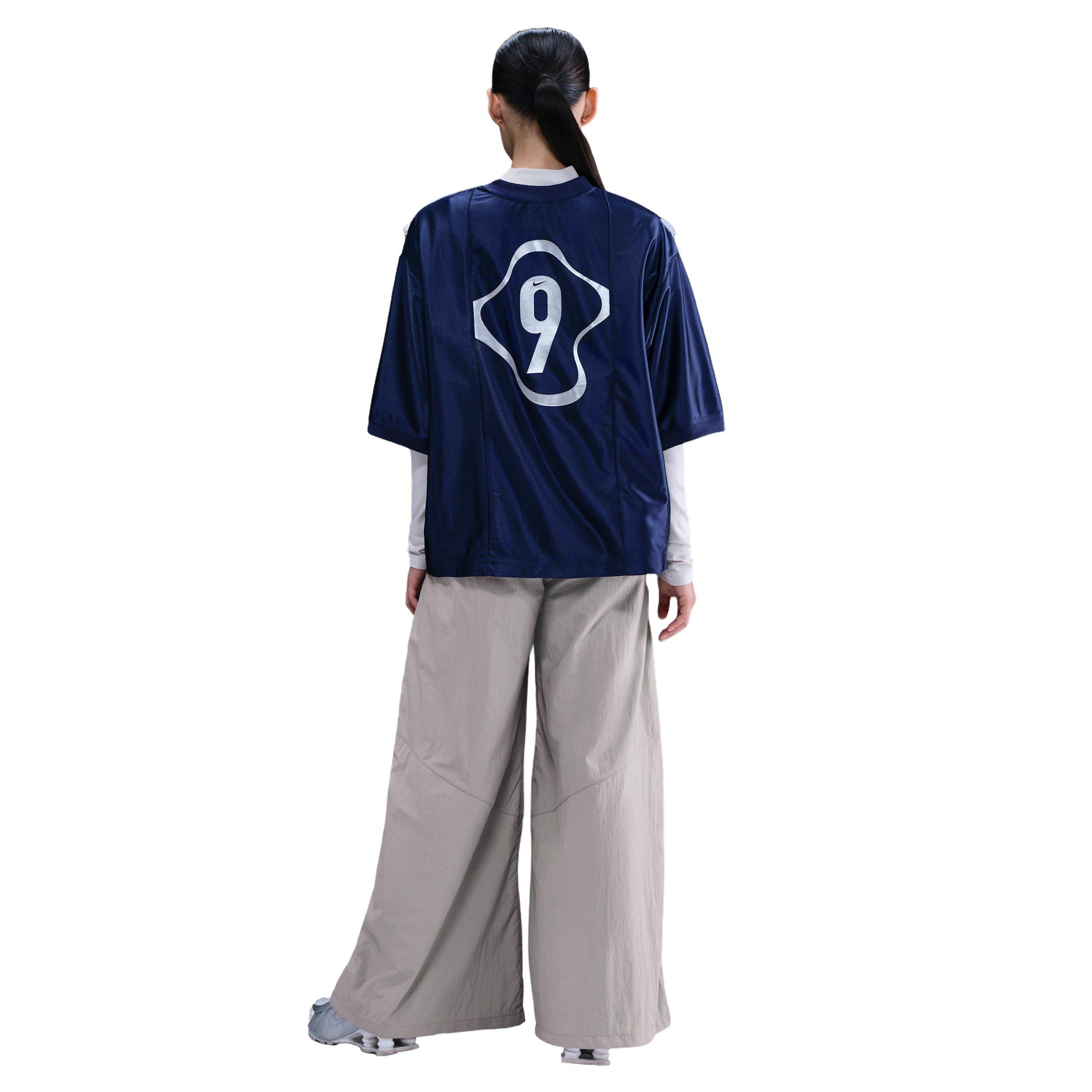 Nike Women's Sportswear Wide-Leg Woven Trousers - Grey - GREY Thumbnail View 2