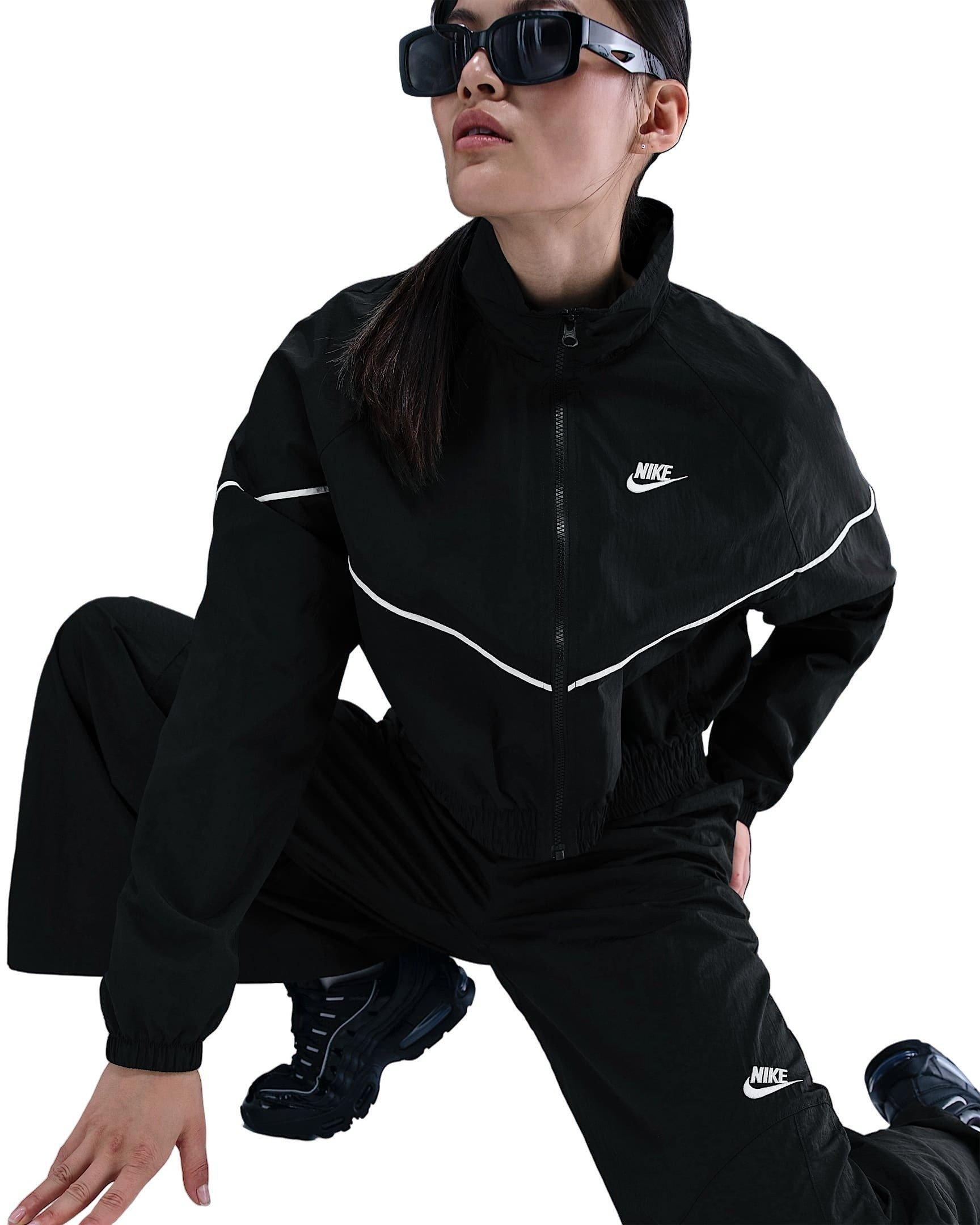 Nike Women's Sportswear Wide-Leg Woven Trousers - Black - BLACK Thumbnail View 5