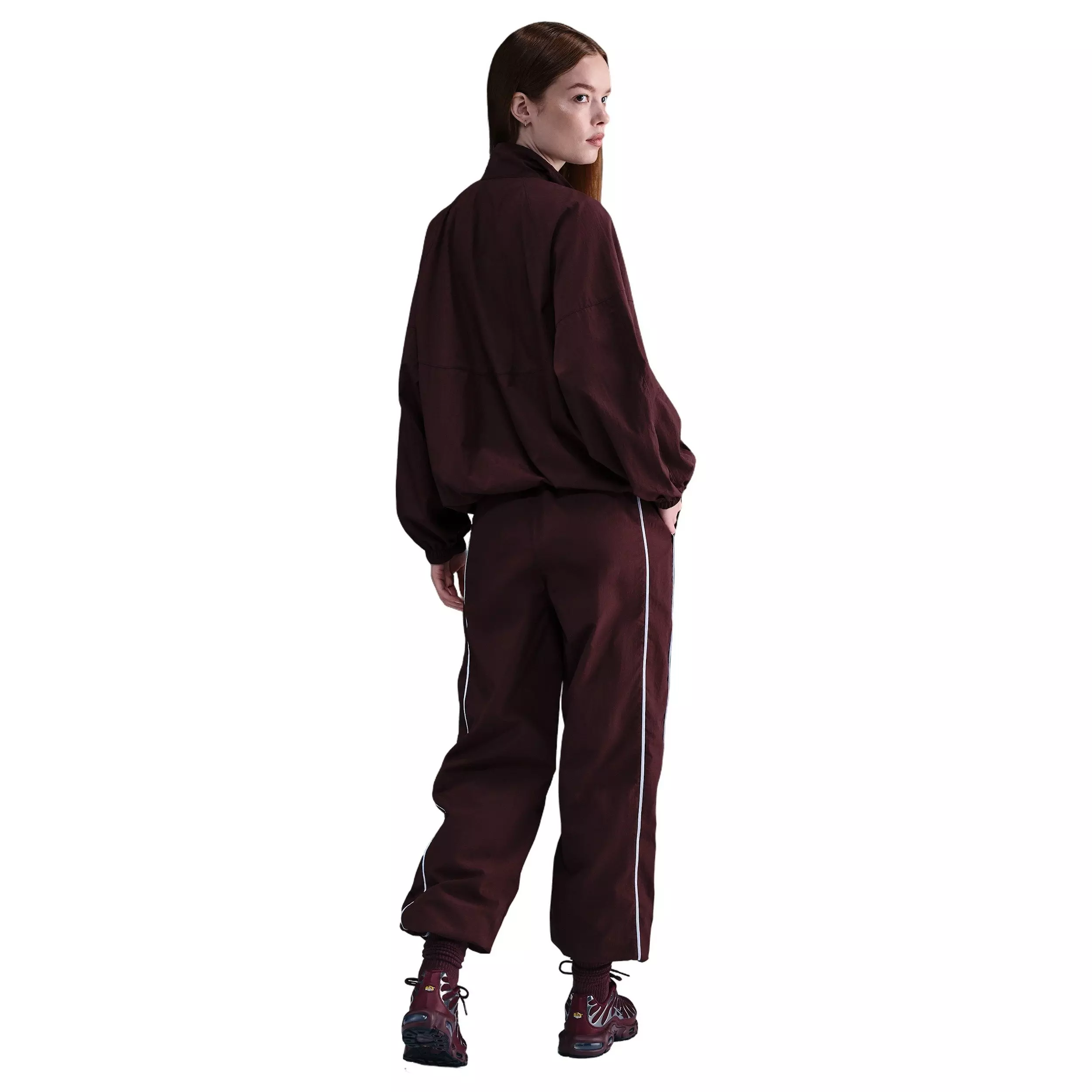 Nike Women's Sportswear Windrunner Woven Pants - Red - RED