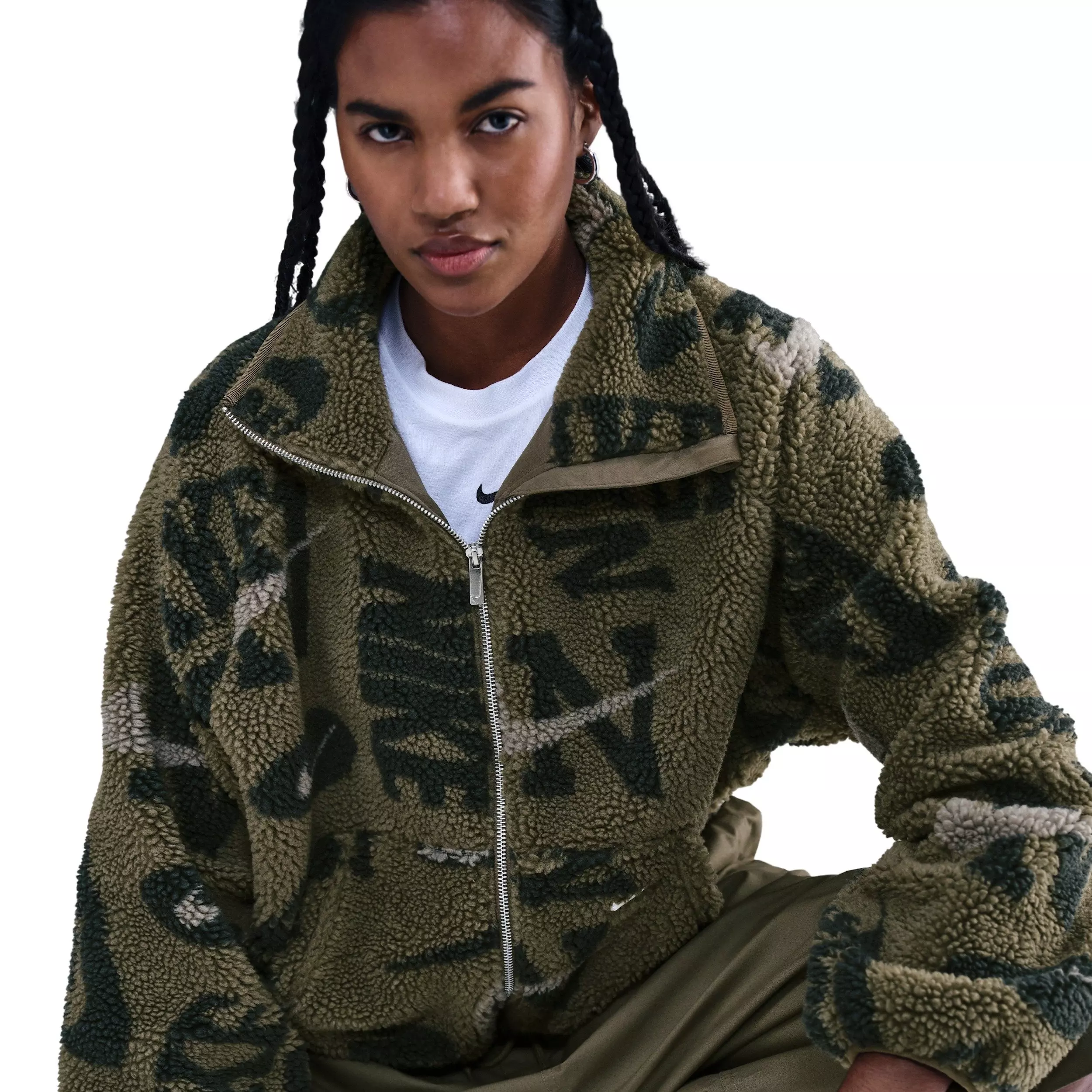 Nike Women's Sportswear High-Pile Fleece Jacket - Green - GREEN