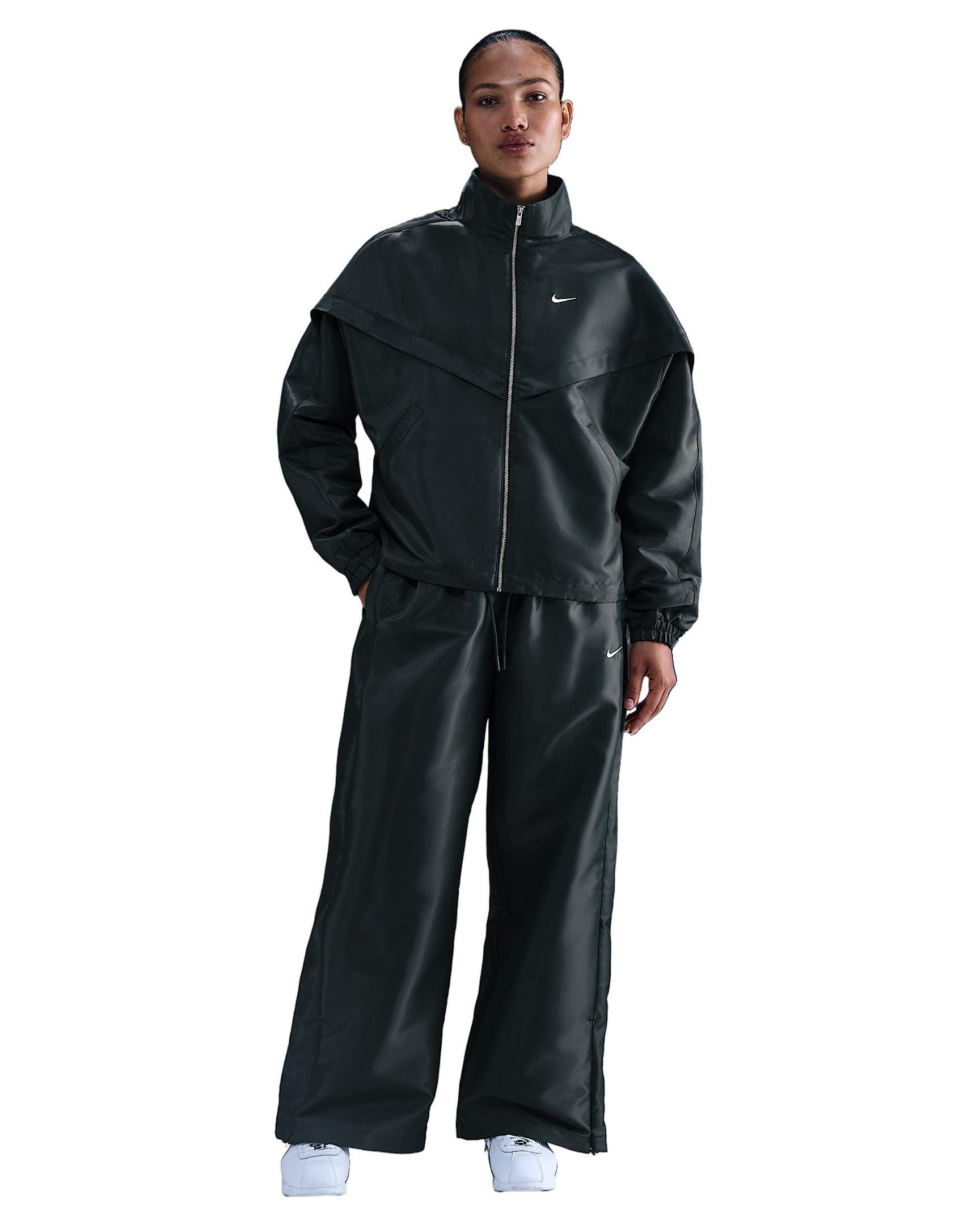 Nike Women's Sportswear Windrunner Shine Jacket - Green - GREEN Thumbnail View 1