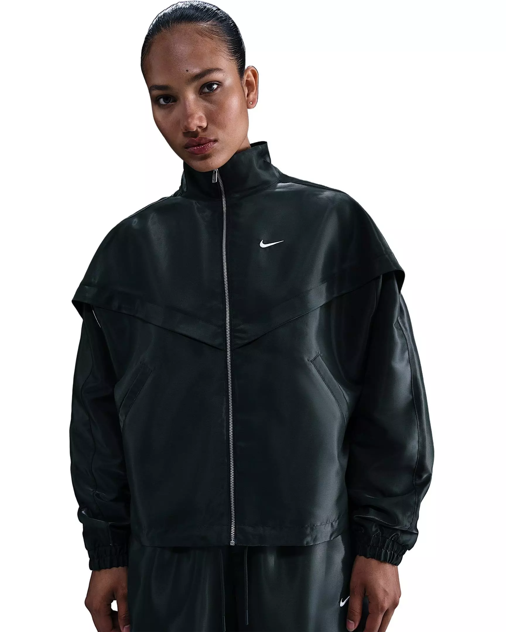 Nike Women's Sportswear Windrunner Shine Jacket - Green - GREEN