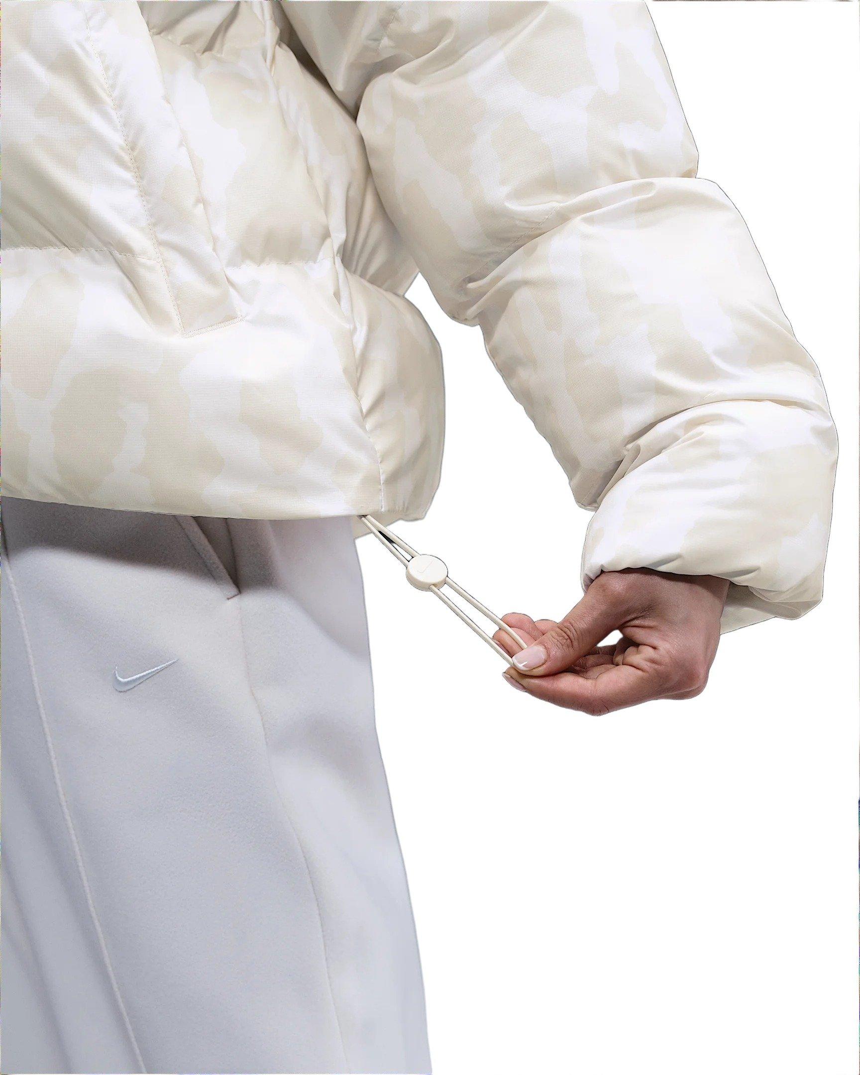 Nike Women's Sportswear Therma-FIT Puffer Jacket - Pale Ivory - PALE IVORY Thumbnail View 4