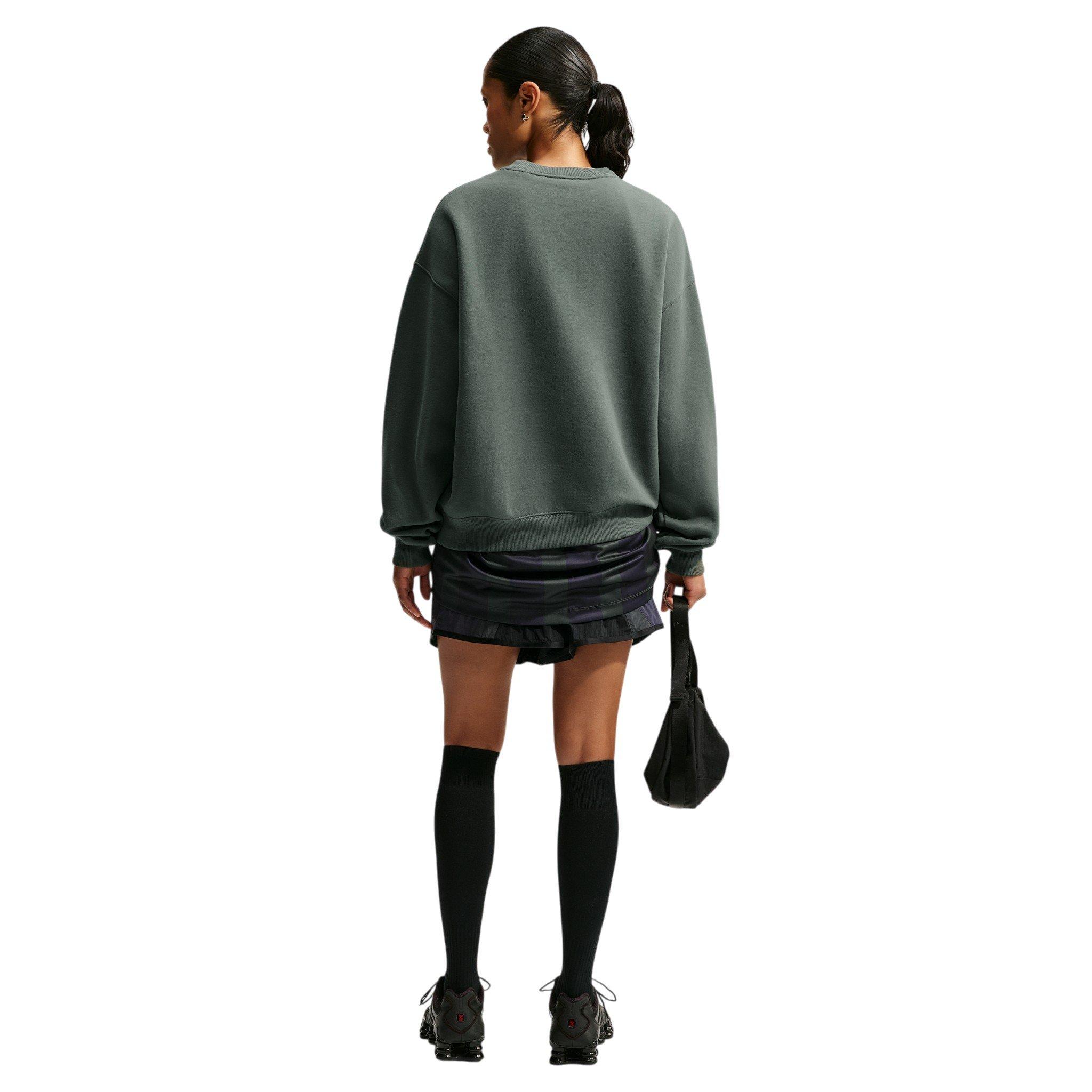 Nike Women's Studio Fleece Medium Weight Oversized Crewneck Sweatshirt - Green - GREEN