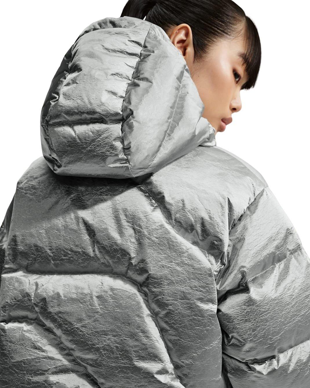 Nike Women's Sportswear Swoosh Series Therma-FIT Oversized Metallic Down Puffer Jacket -Silver - SILVER Thumbnail View 2