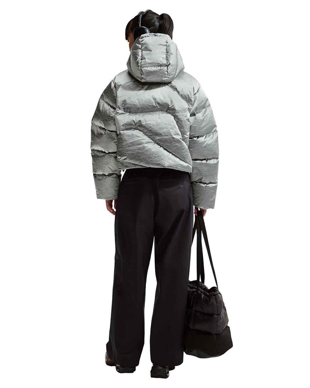 Nike Women's Sportswear Swoosh Series Therma-FIT Oversized Metallic Down Puffer Jacket - Silver - SILVER Thumbnail View 6