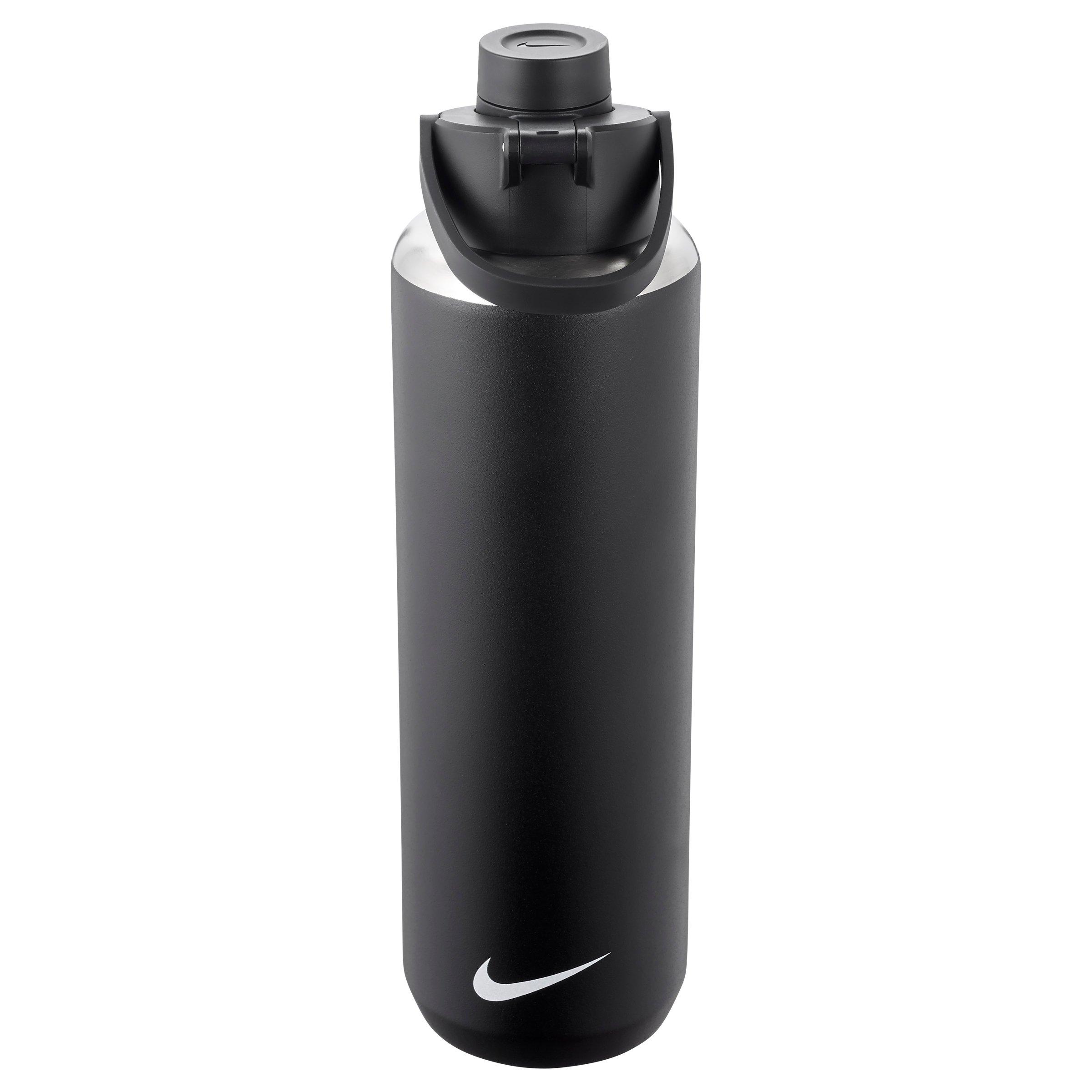 https://classic.cdn.media.amplience.net/i/hibbett/7175F_0201_main/Nike%2032oz%20Recharge%20Stainless%20Steel%20Chug%20Water%20Bottle%E2%80%8B-0201?$small$