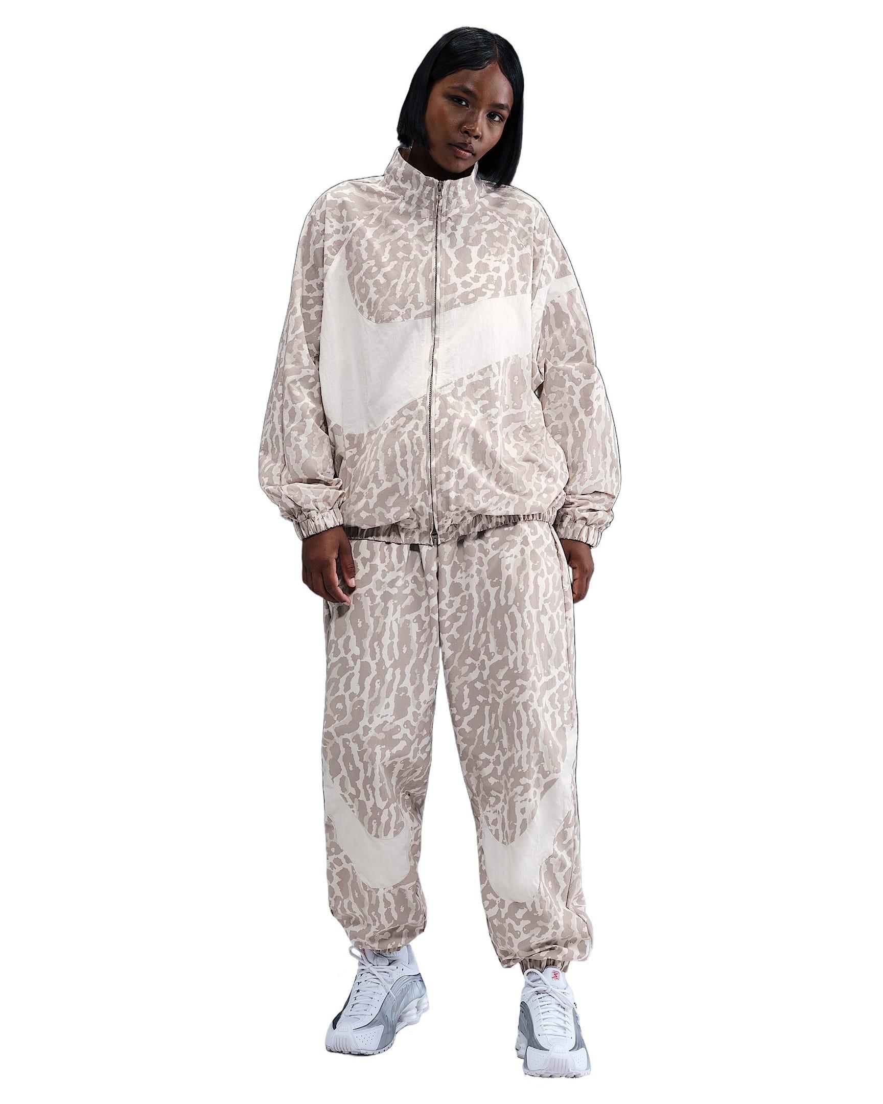 Nike Women's Sportswear Woven Printed Jacket - Beige - BEIGE Thumbnail View 1