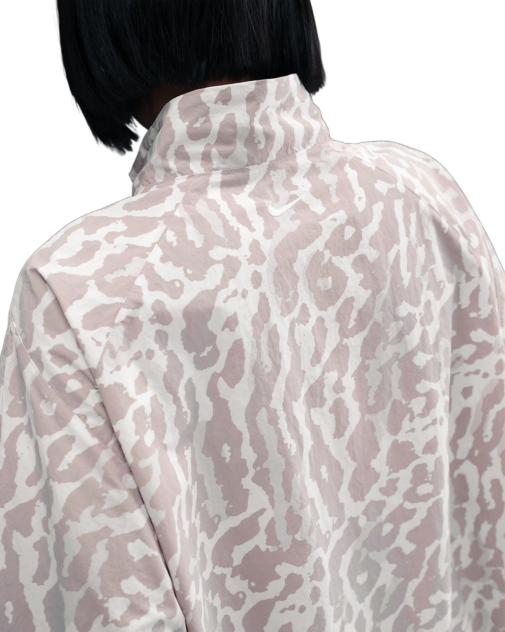 Nike Women's Sportswear Woven Printed Jacket - Beige - BEIGE Thumbnail View 4