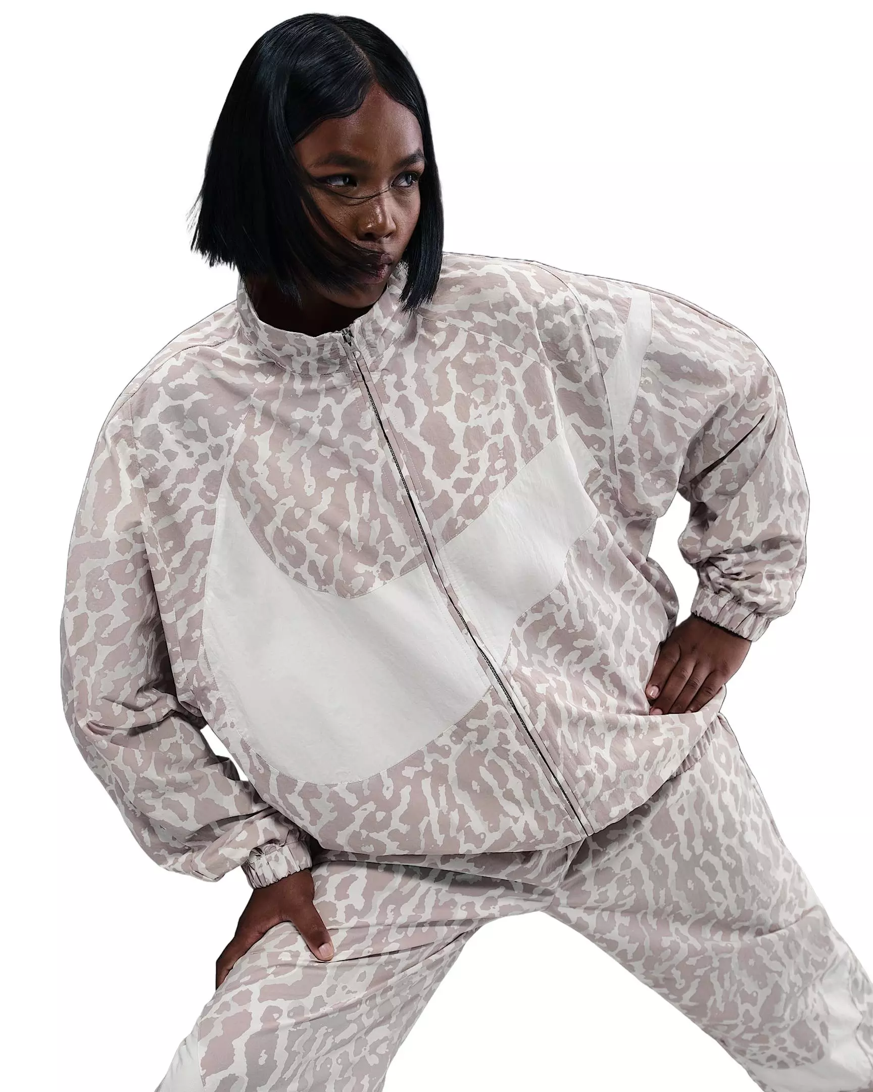 Nike Women's Sportswear Woven Printed Jacket - Beige - BEIGE