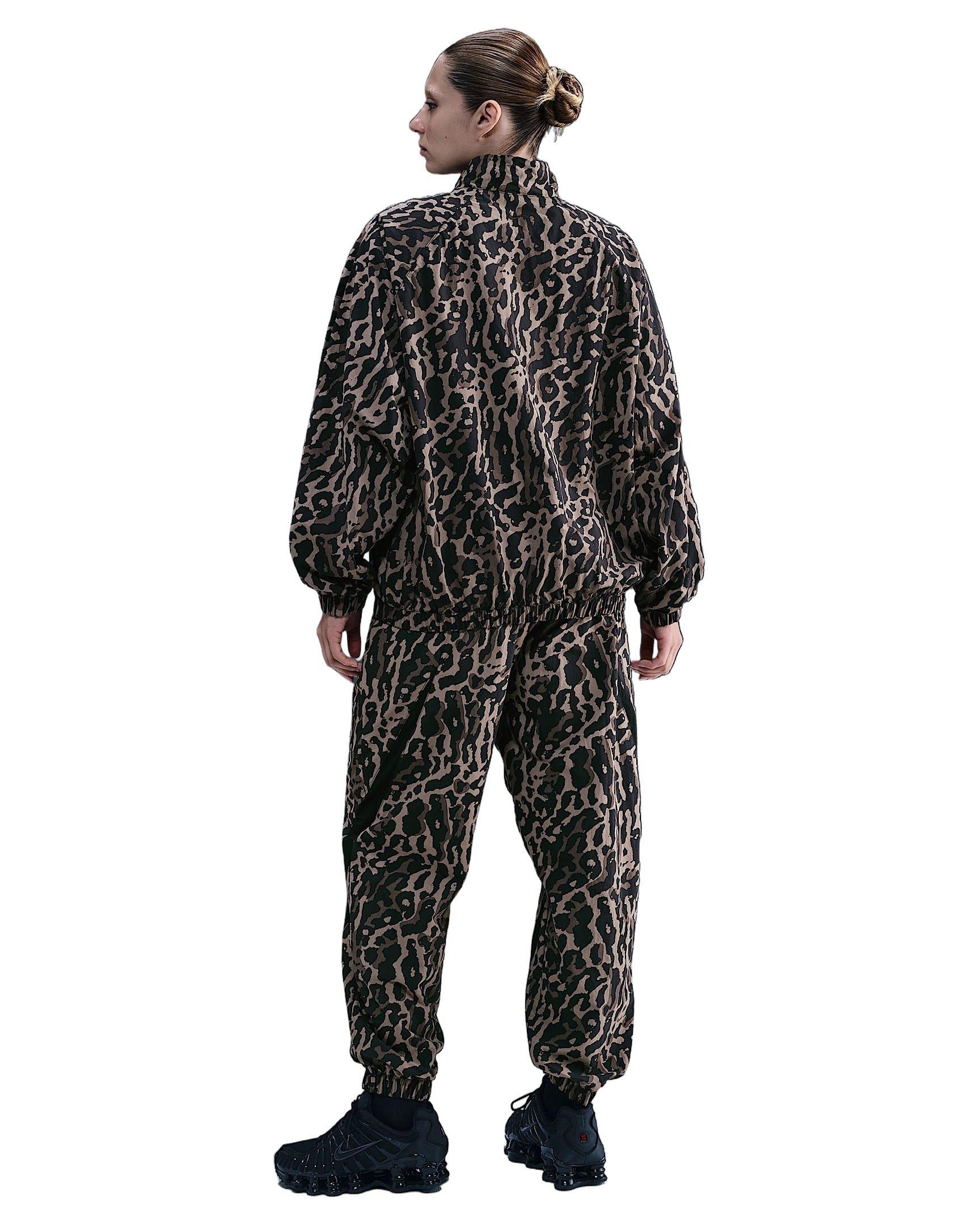 Nike Women's Sportswear Woven Printed Jacket - Black - BLACK Thumbnail View 2