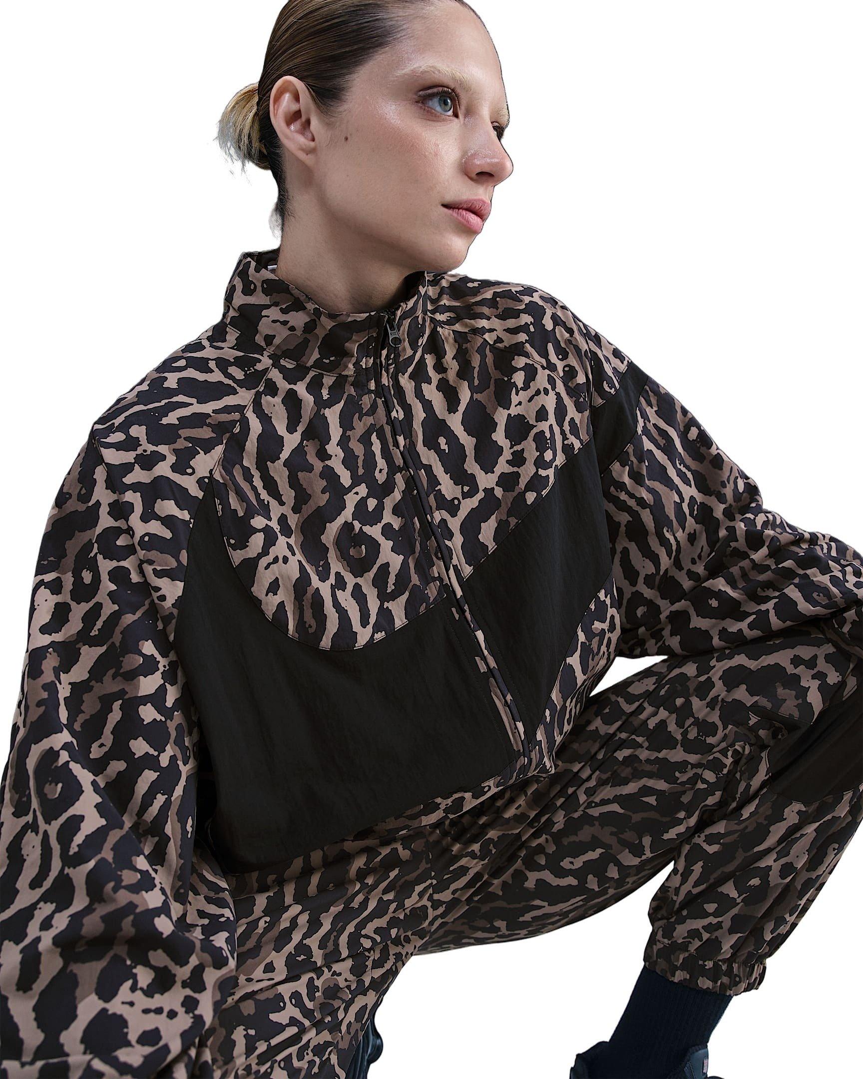 Nike Women's Sportswear Woven Printed Jacket - Black - BLACK Thumbnail View 5