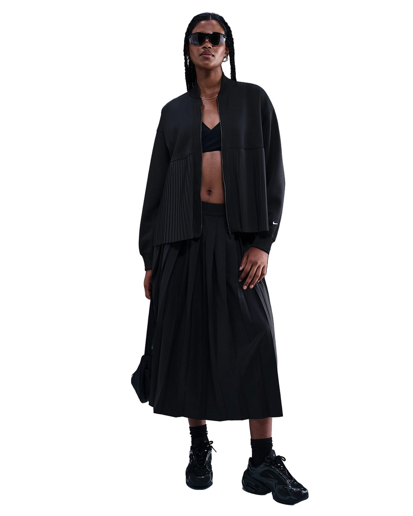 Nike Women's Sportswear Pleated Jacket - Black - BLACK Thumbnail View 4