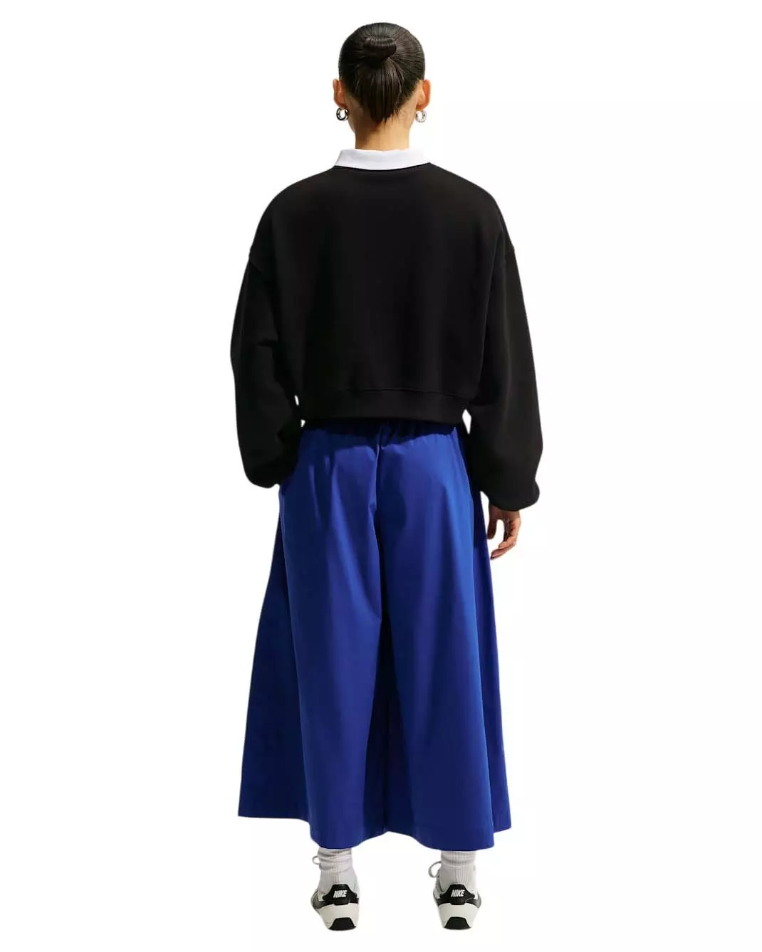 Nike Women's Studio Fleece Medium Weight Oversized Cropped Crewneck - Black/Off-White - BLACK/OFF-WHITE