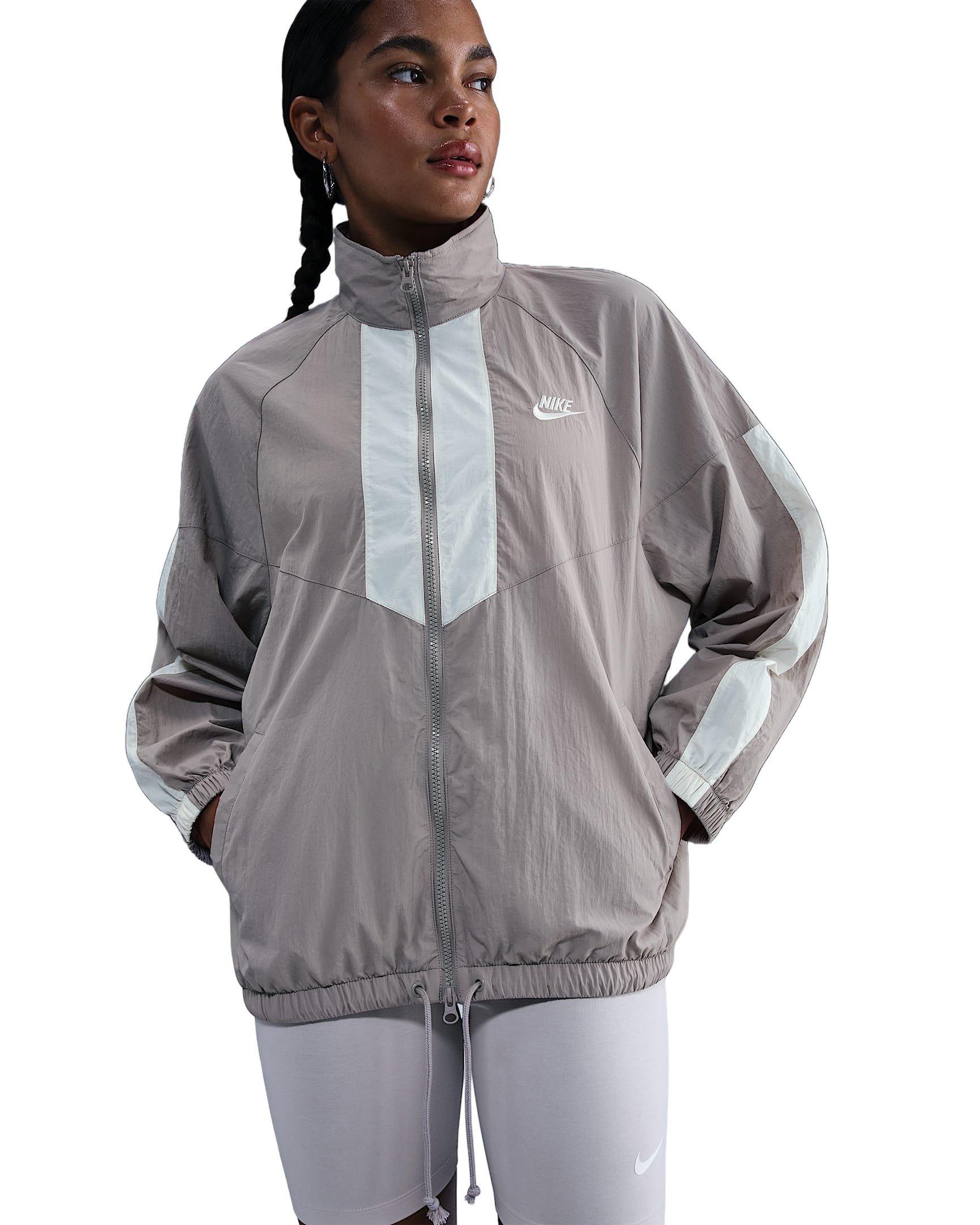 Nike Women's Sportswear Windrunner Oversized Jacket -Grey - GREY Thumbnail View 1