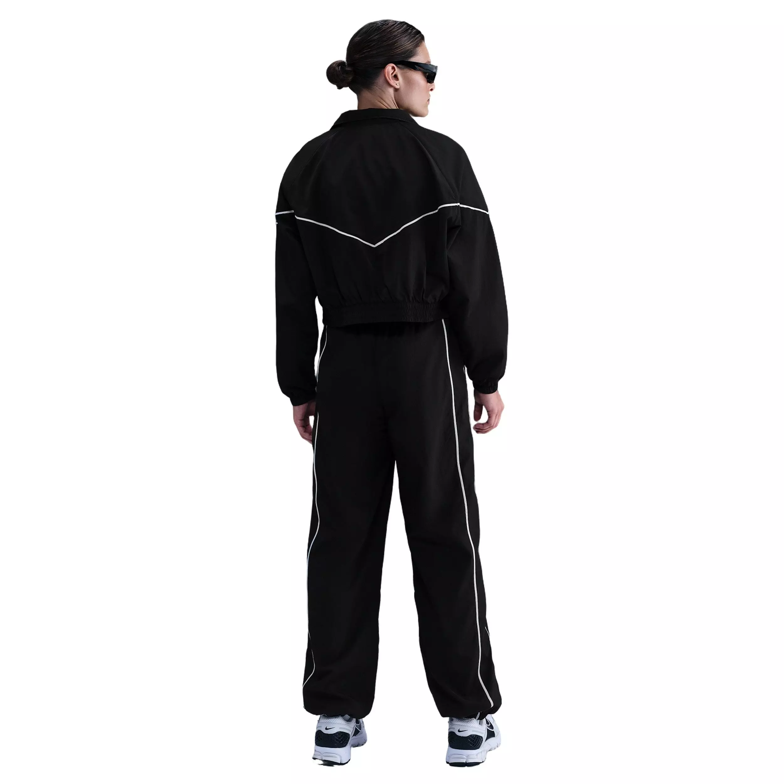 Nike Women's Sportswear Windrunner Woven Jacket - Black - BLACK