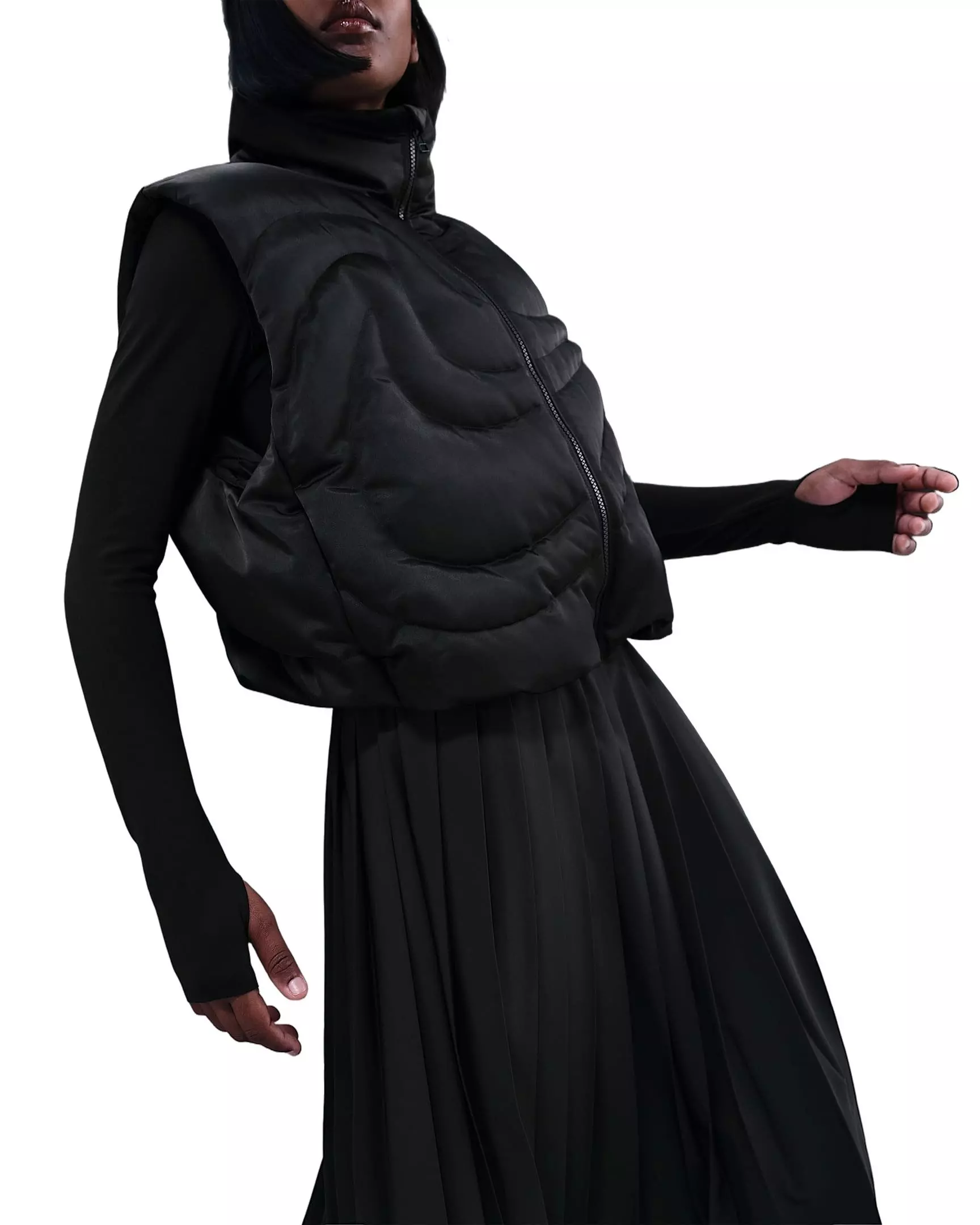 Nike Women's Sportswear Swoosh Series Oversized Down Gilet -Black - BLACK