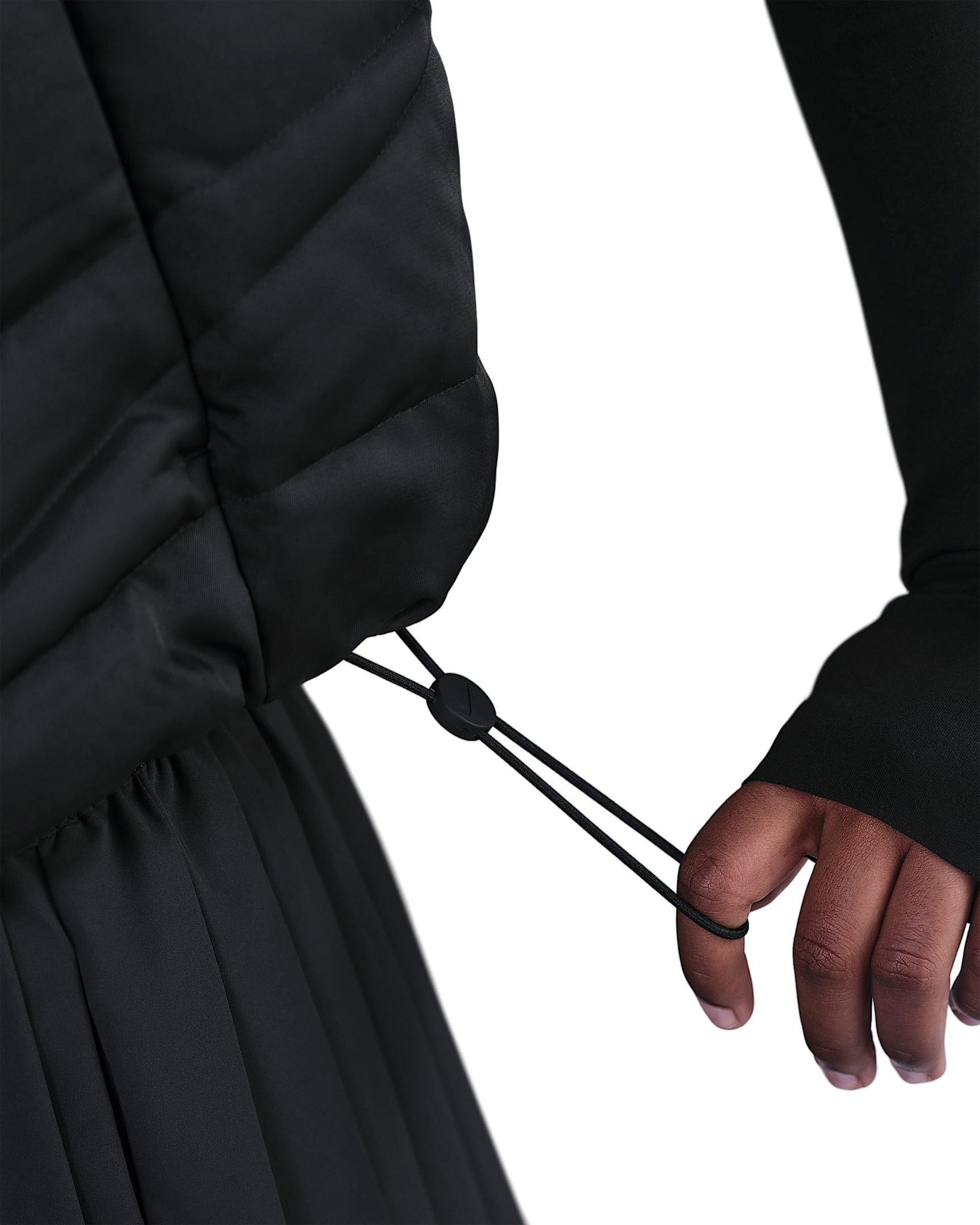 Nike Women's Sportswear Swoosh Series Oversized Down Gilet - Black - BLACK Thumbnail View 4