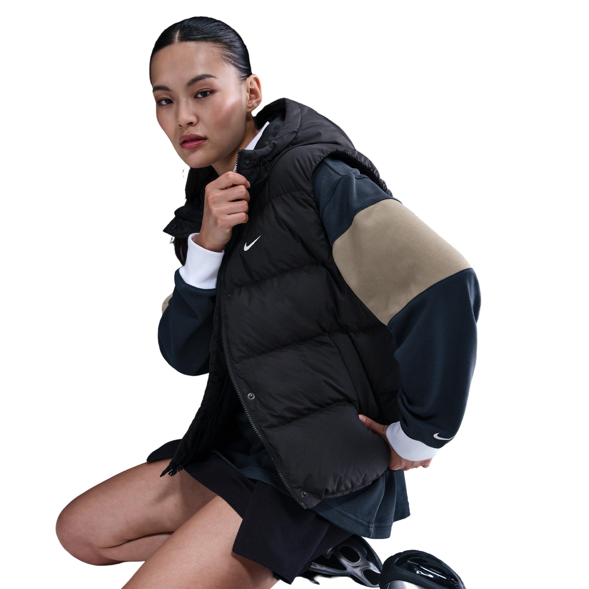 Nike Women's Sportswear Therma-FIT Vest - Black - BLACK Thumbnail View 3