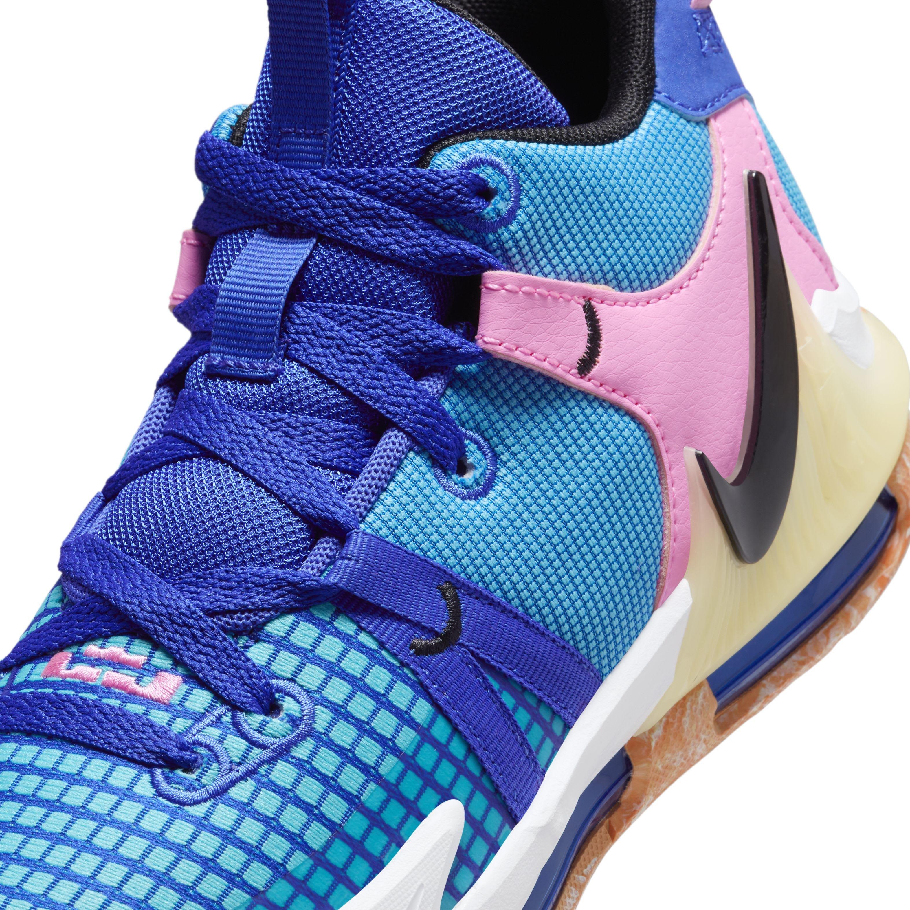 Nike LeBron Witness 7 Grade School Boys' "Hyper Royal/Blue Lightning/White/Black" Basketball Shoe