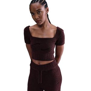 Nike Women's Sportswear Phoenix Cozy Boucle Short-Sleeve Cropped Knit Top -Burgundy