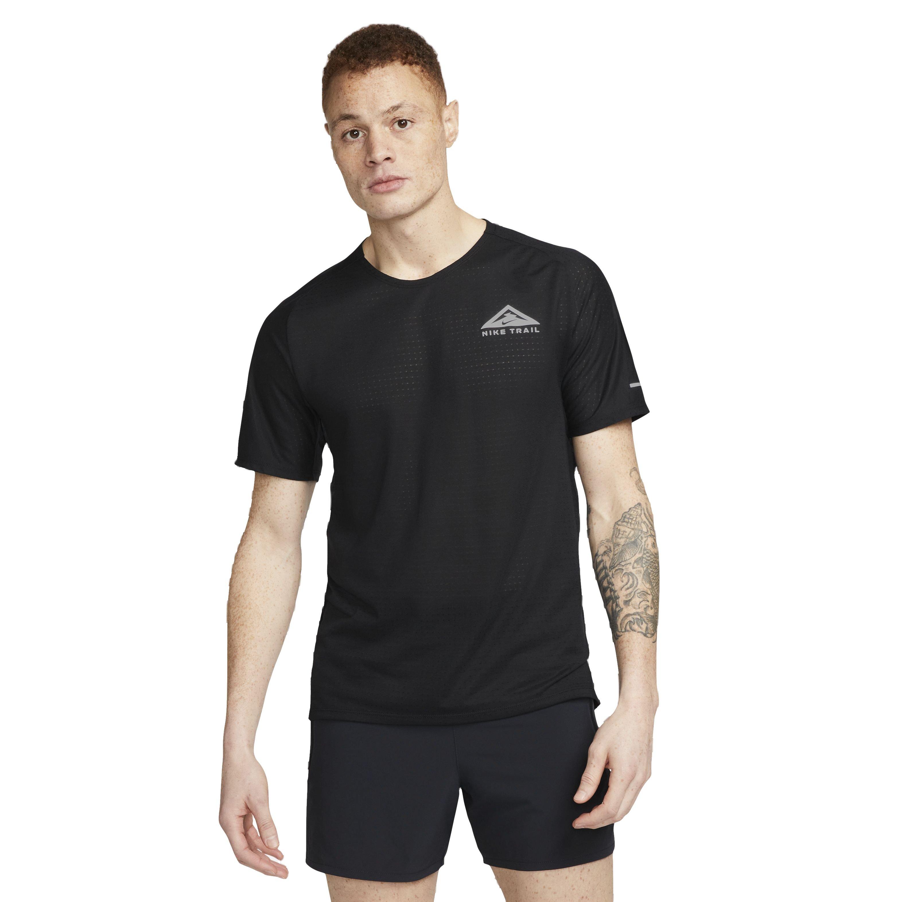 Nike Men's Dri-FIT Solar Chase Short Sleeve Trail Running Top - BLACK Thumbnail View 1