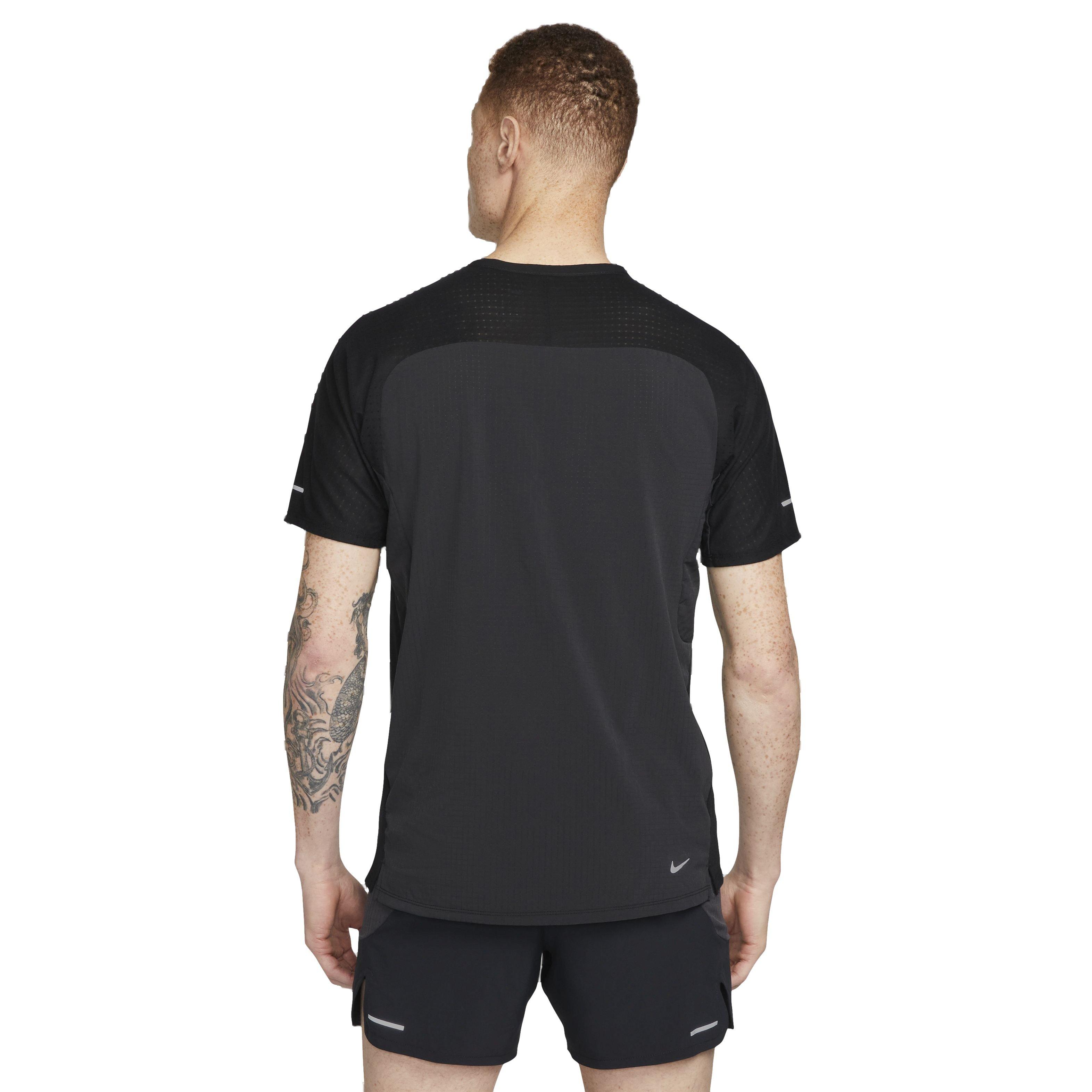 Nike Men's Dri-FIT Solar Chase Short Sleeve Trail Running Top - BLACK Thumbnail View 2