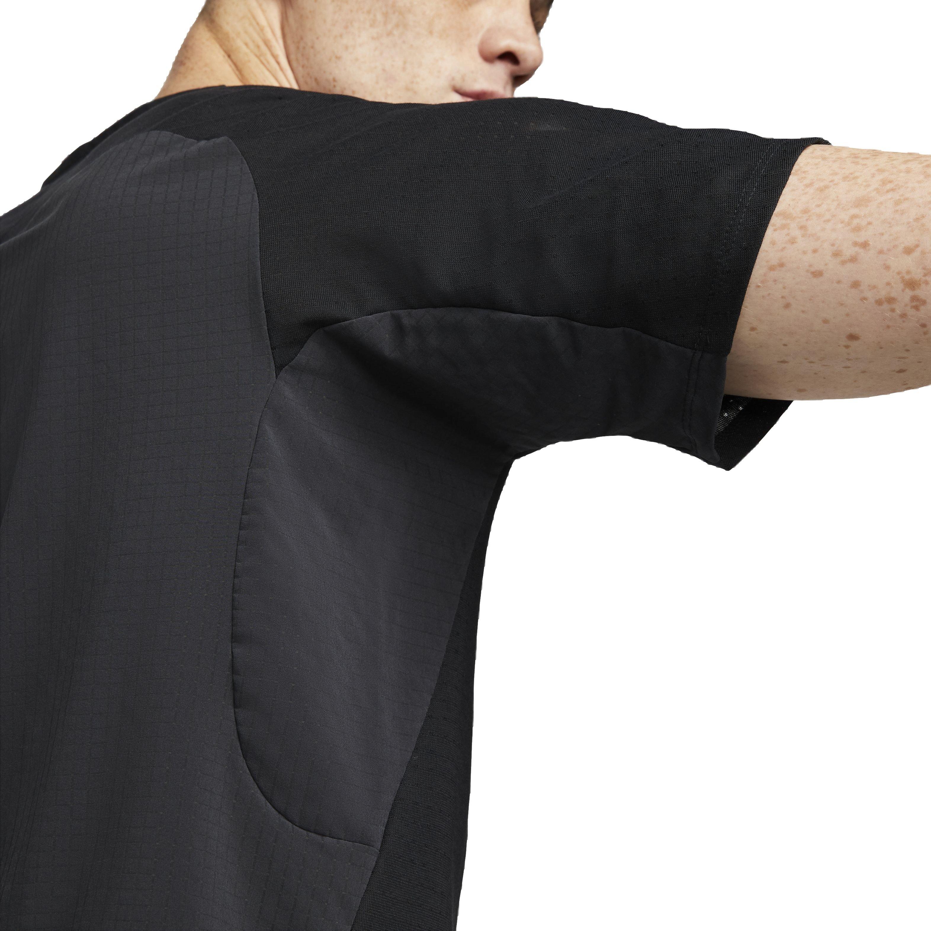 Nike Men's Dri-FIT Solar Chase Short Sleeve Trail Running Top - BLACK Thumbnail View 6